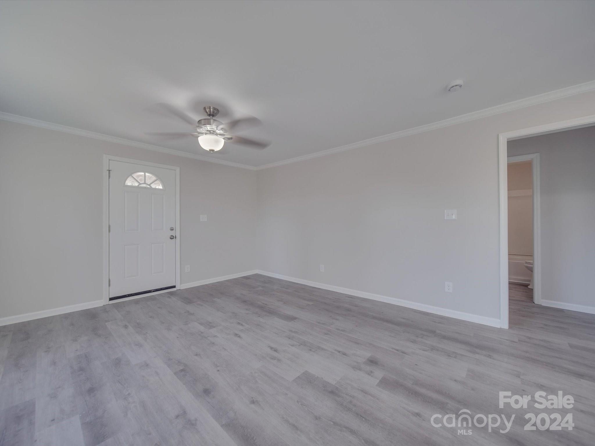 121 Brumley Avenue NE