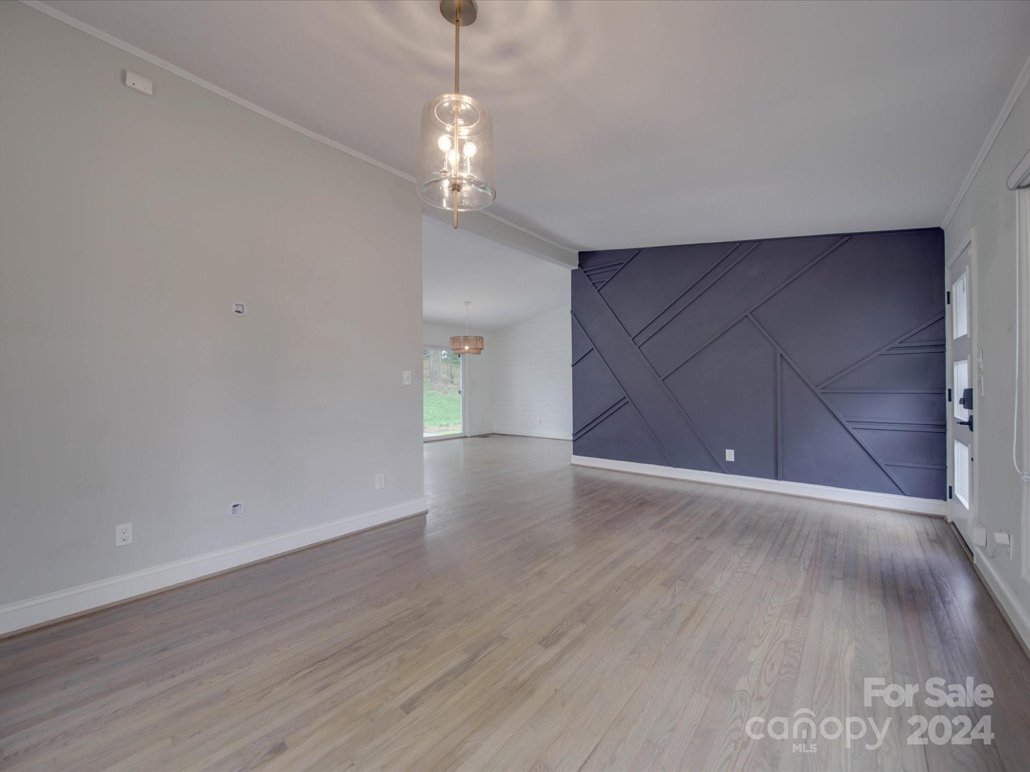 2126 Shadyview Drive