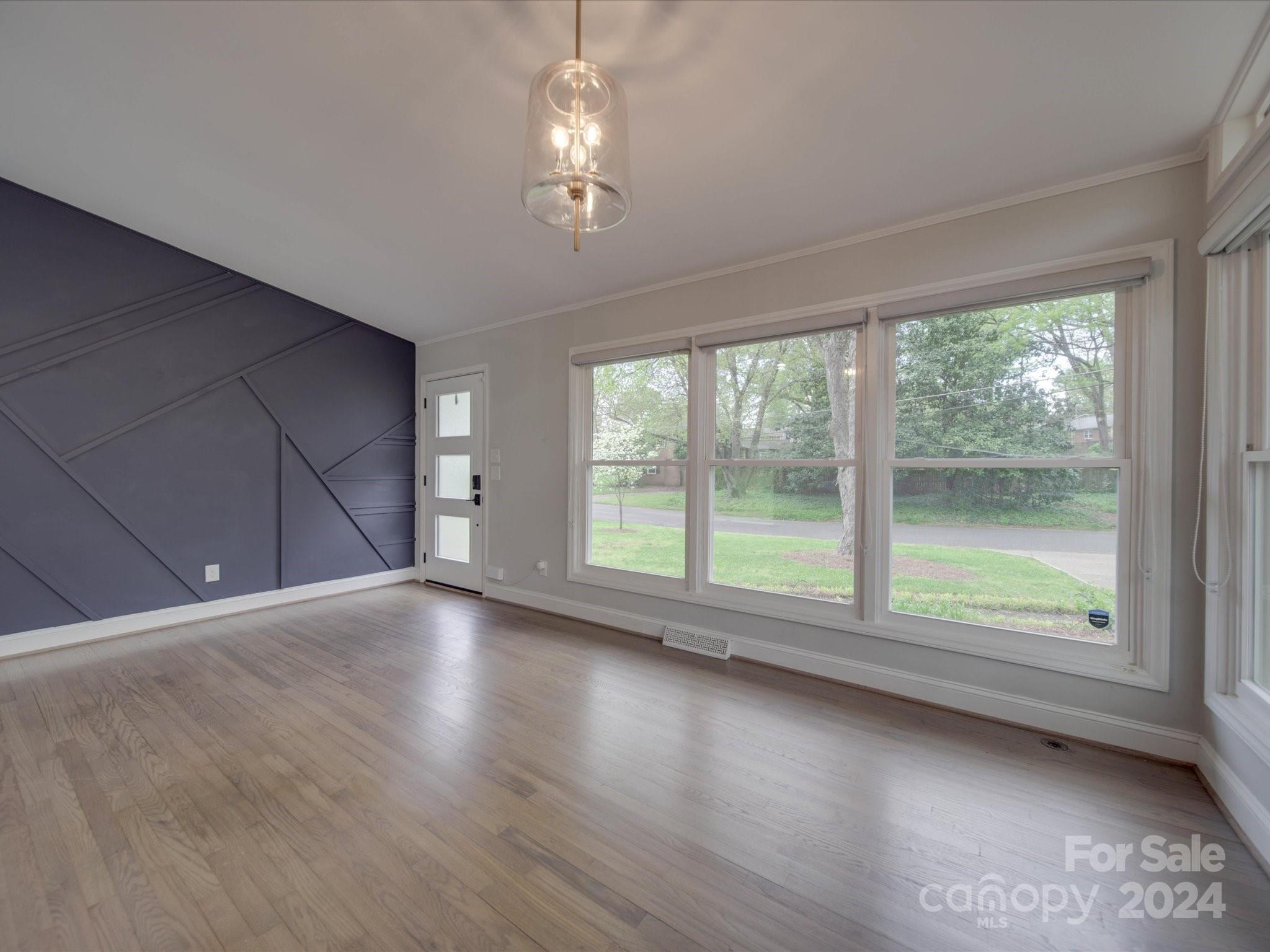 2126 Shadyview Drive