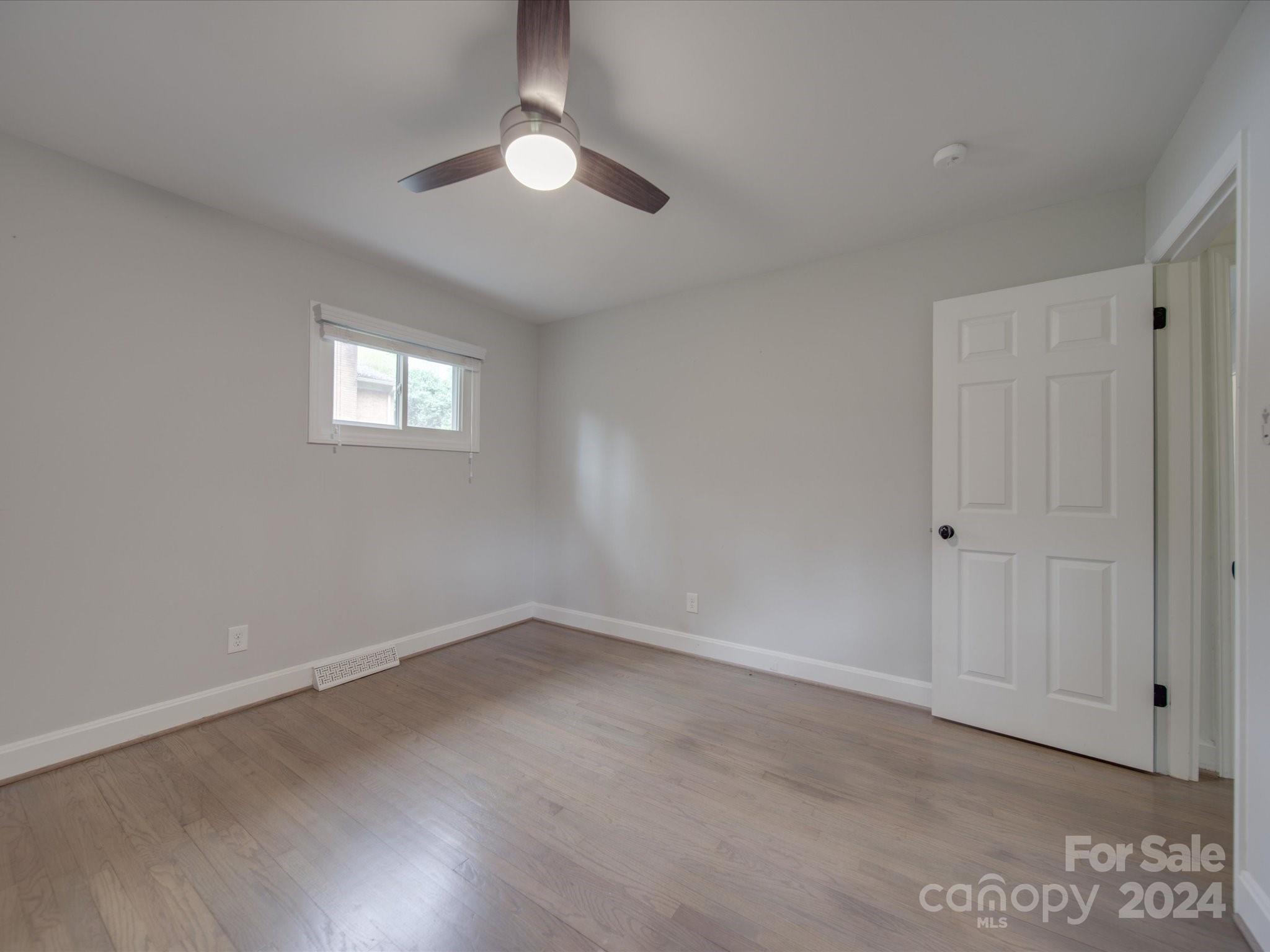 2126 Shadyview Drive