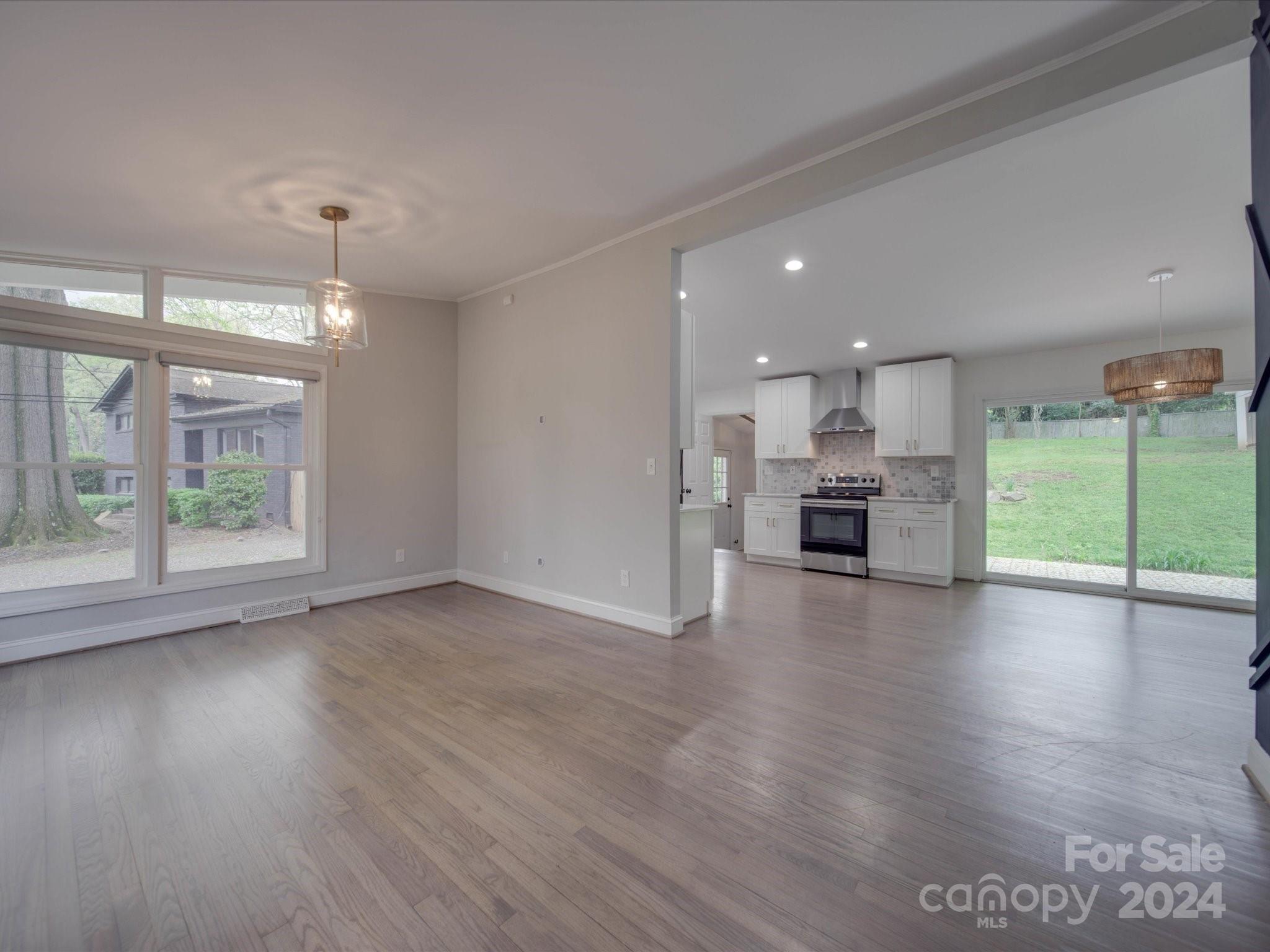 2126 Shadyview Drive