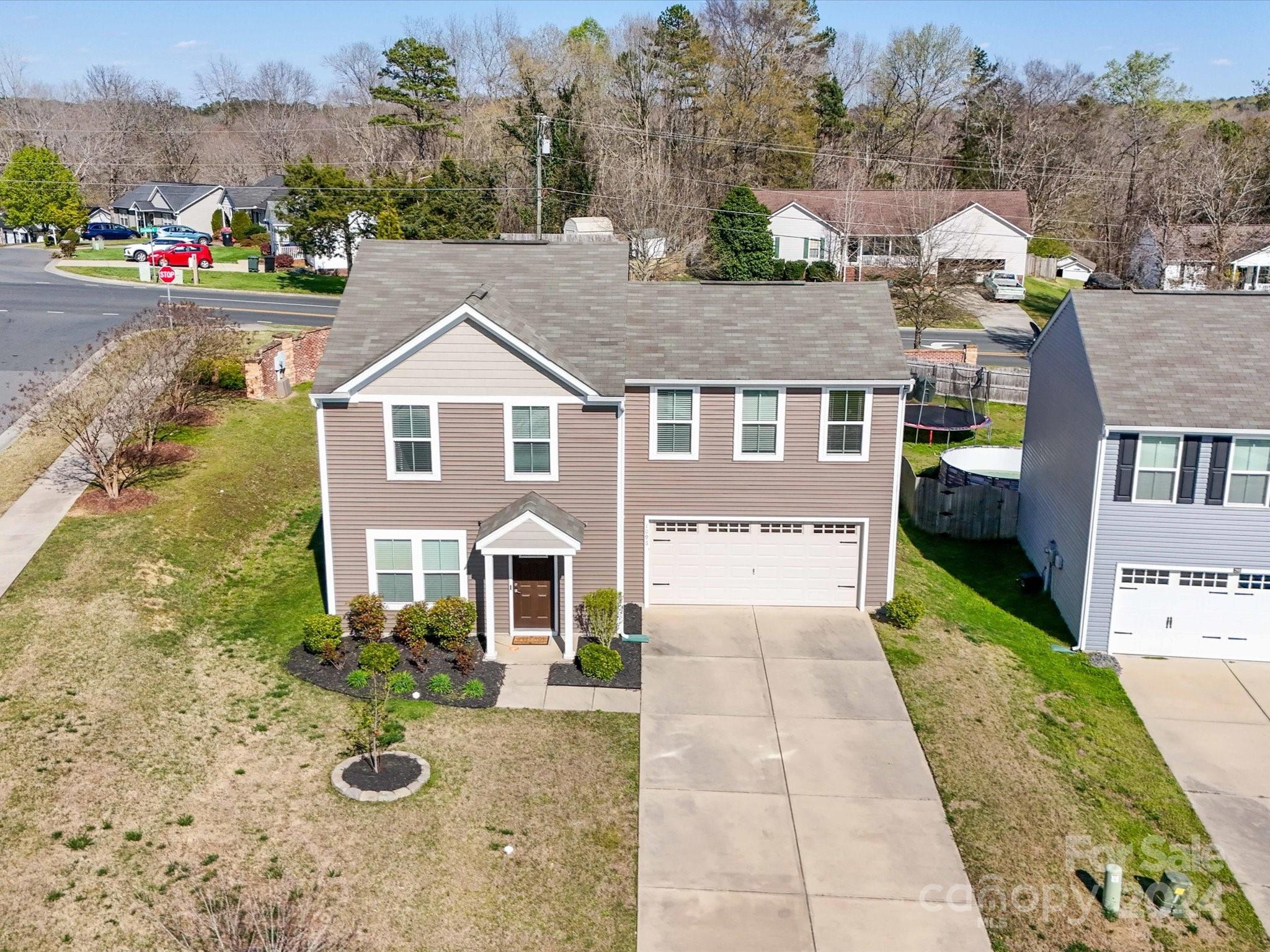 1096 Tangle Ridge Drive SE