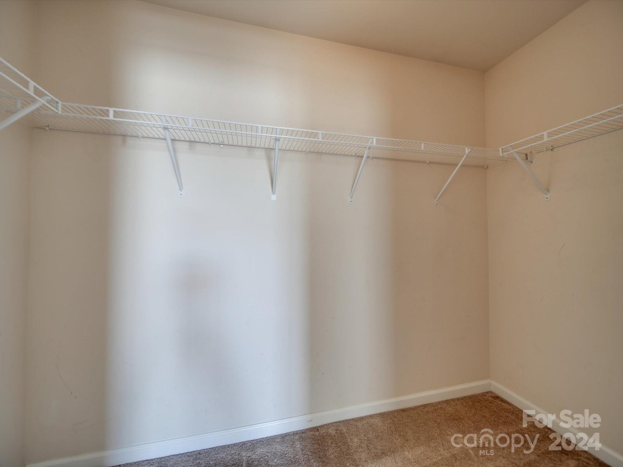 1096 Tangle Ridge Drive SE