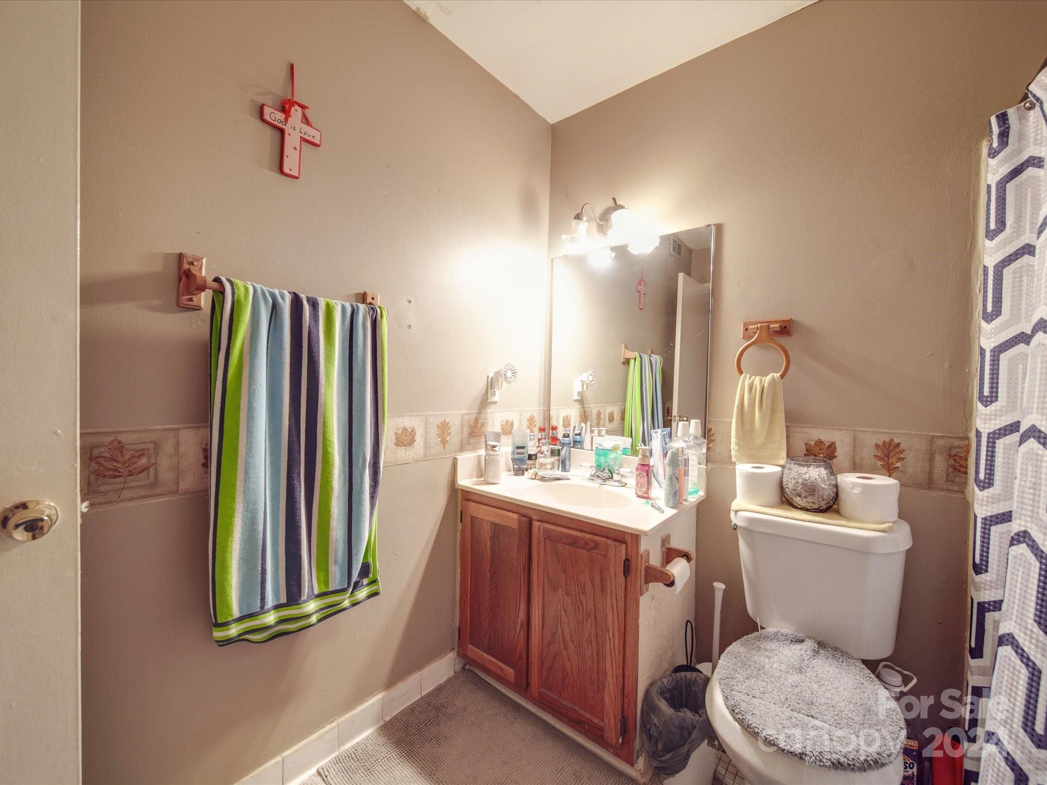 401 Orchard Trace Lane Unit: 4