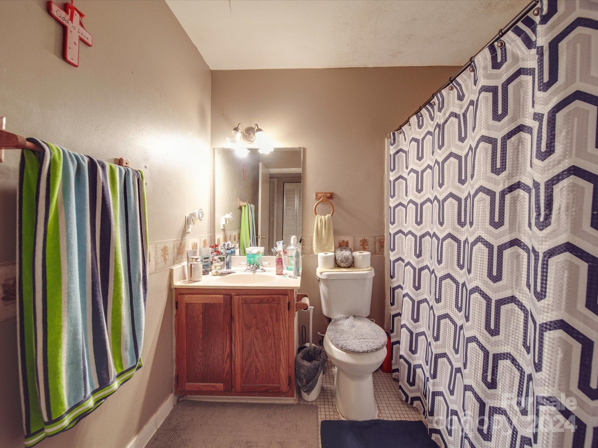 401 Orchard Trace Lane Unit: 4