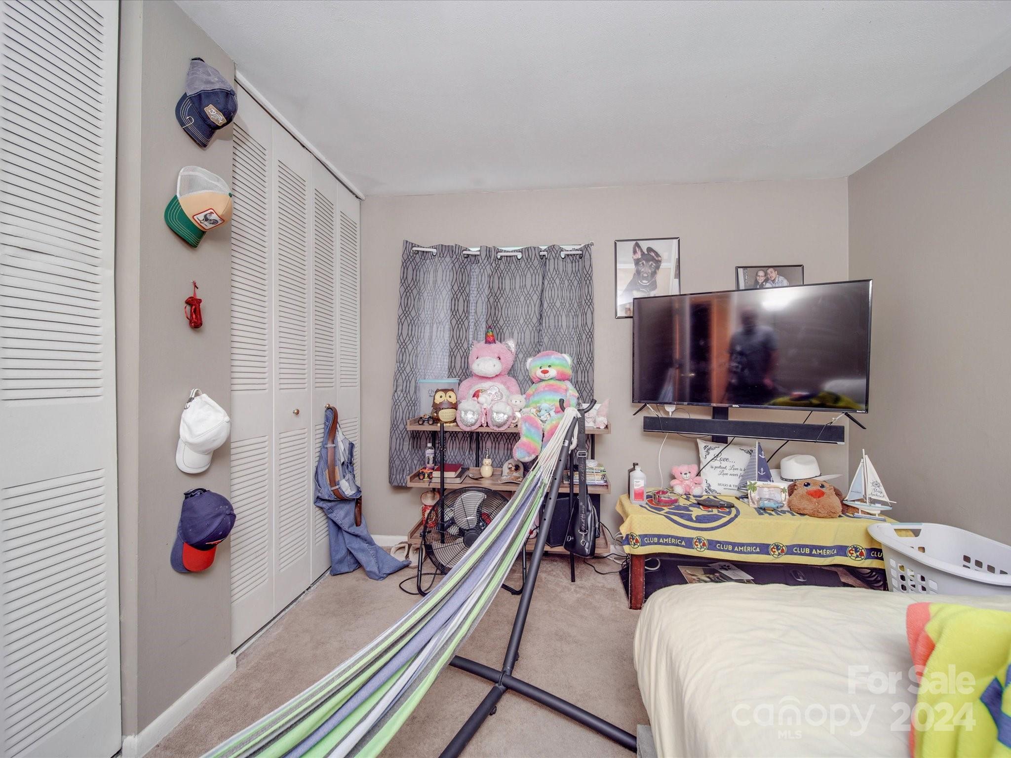 401 Orchard Trace Lane Unit: 4