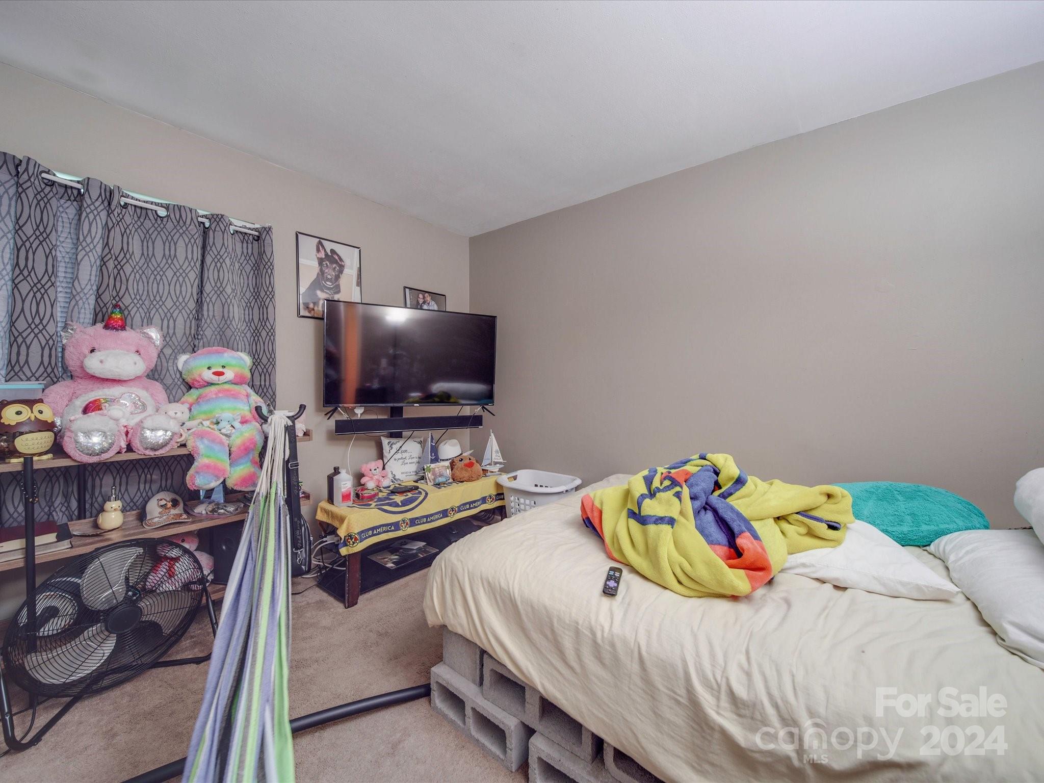 401 Orchard Trace Lane Unit: 4