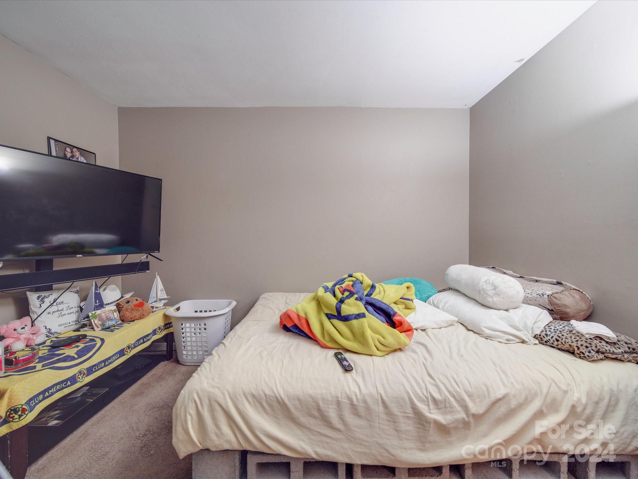 401 Orchard Trace Lane Unit: 4