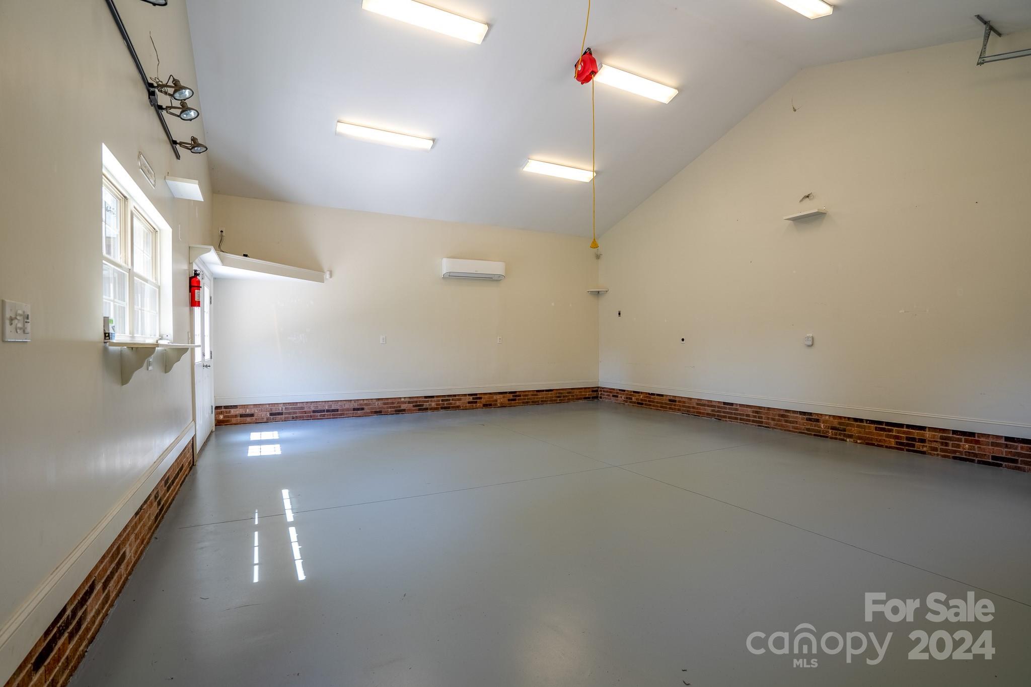 9008 Pennyhill Drive