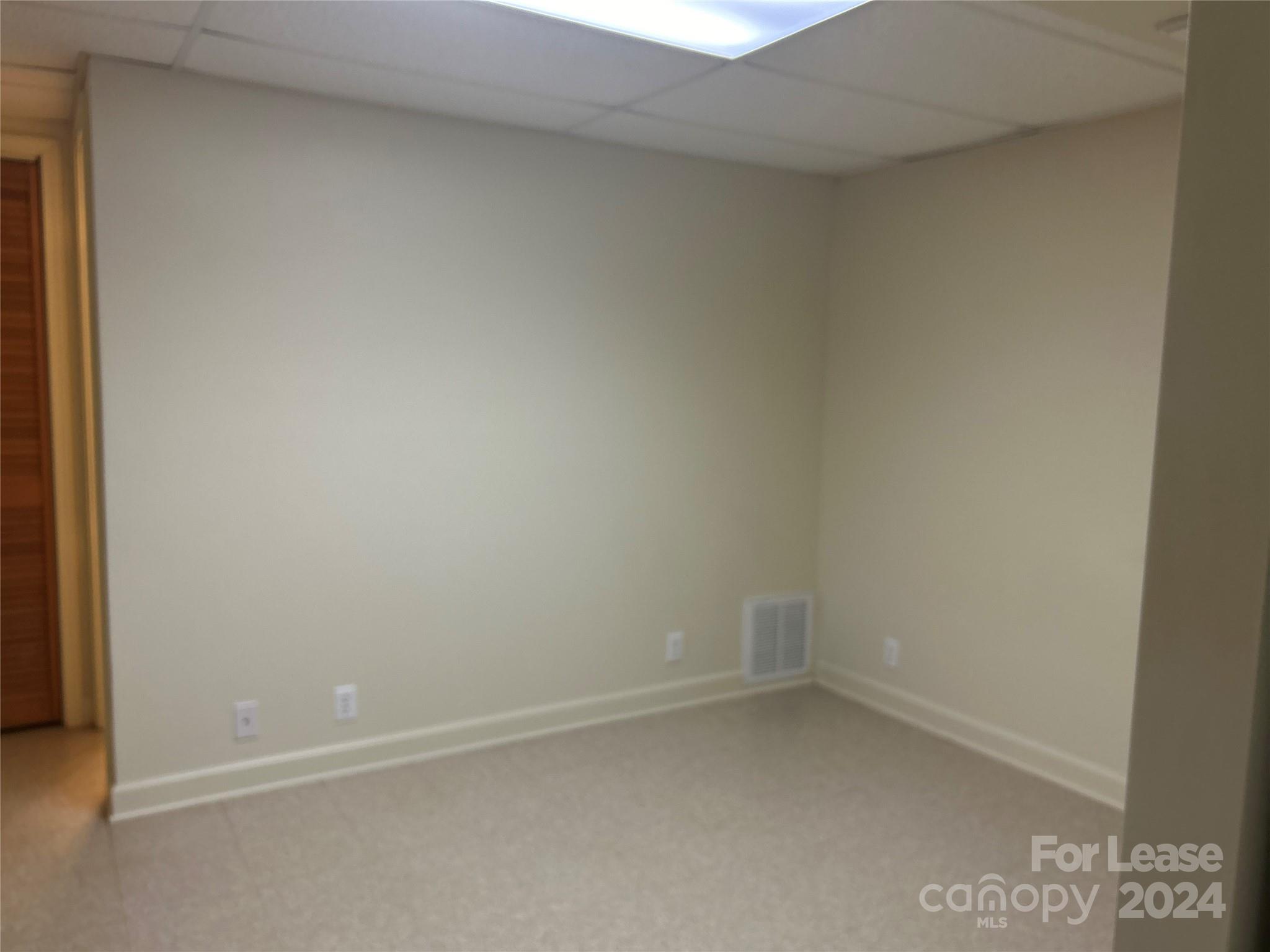 8001 Buckingham Lane