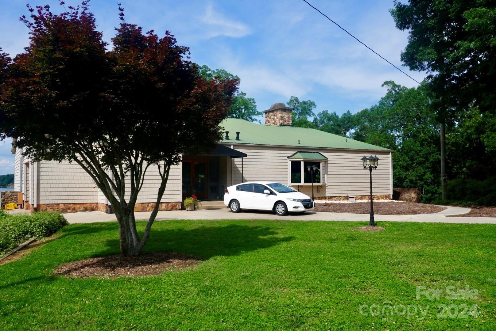 1025 Fairfield Road