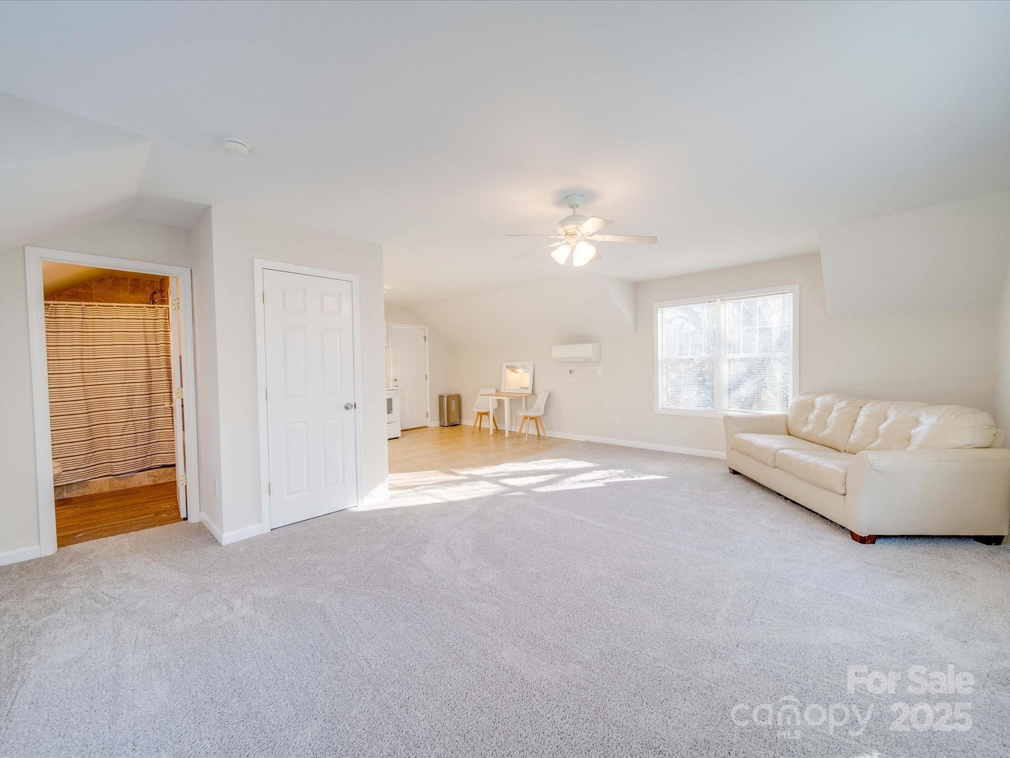 531 Watson Street Unit: 7