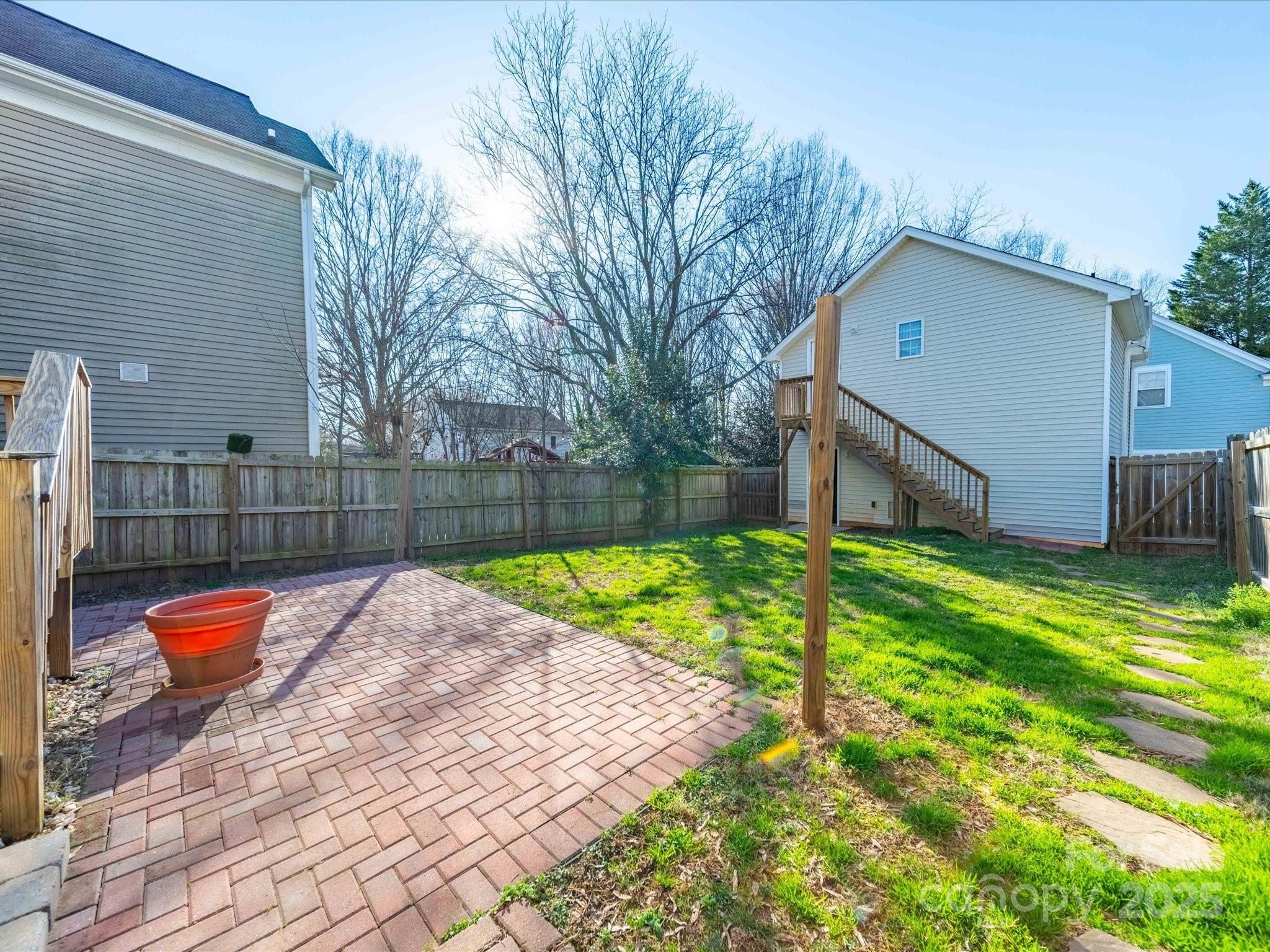 531 Watson Street Unit: 7