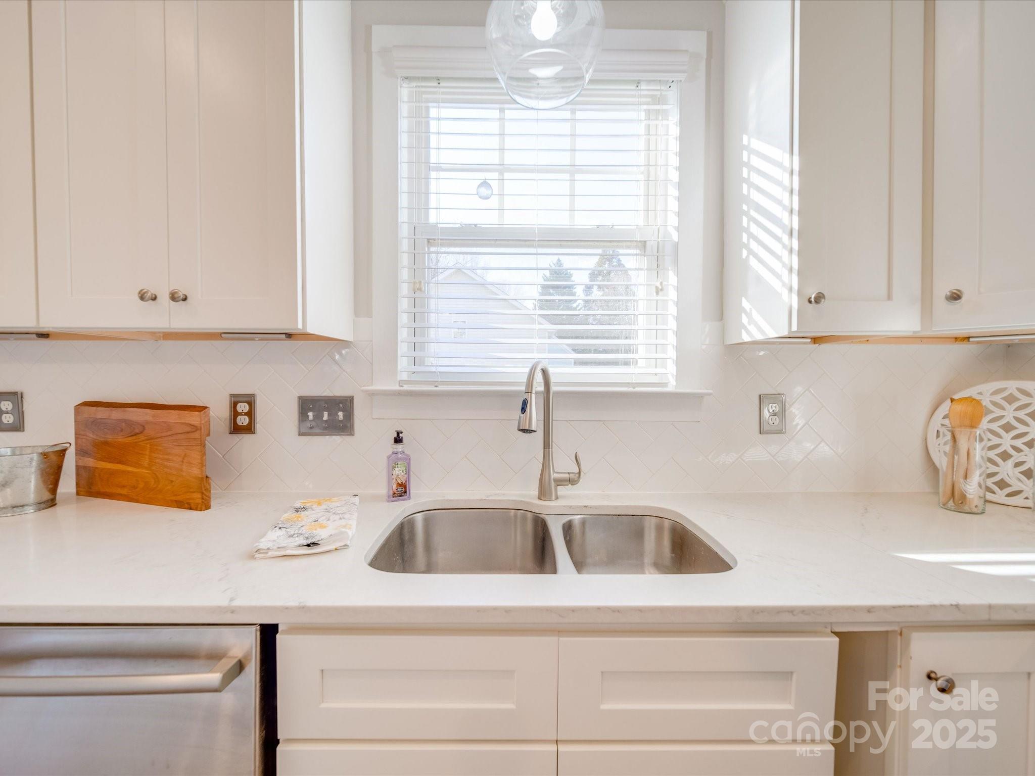 531 Watson Street Unit: 7