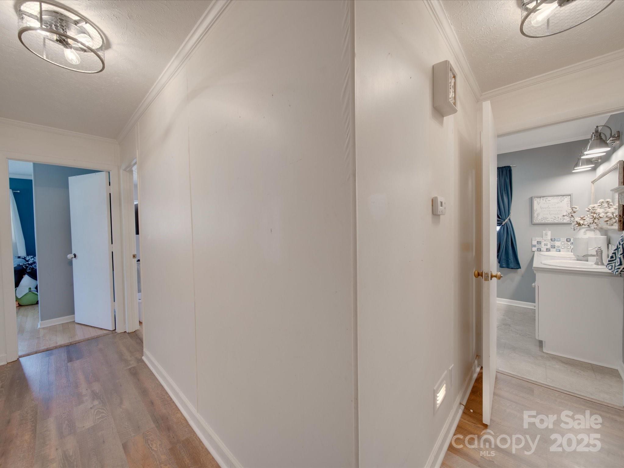 151 Woodland Drive SW