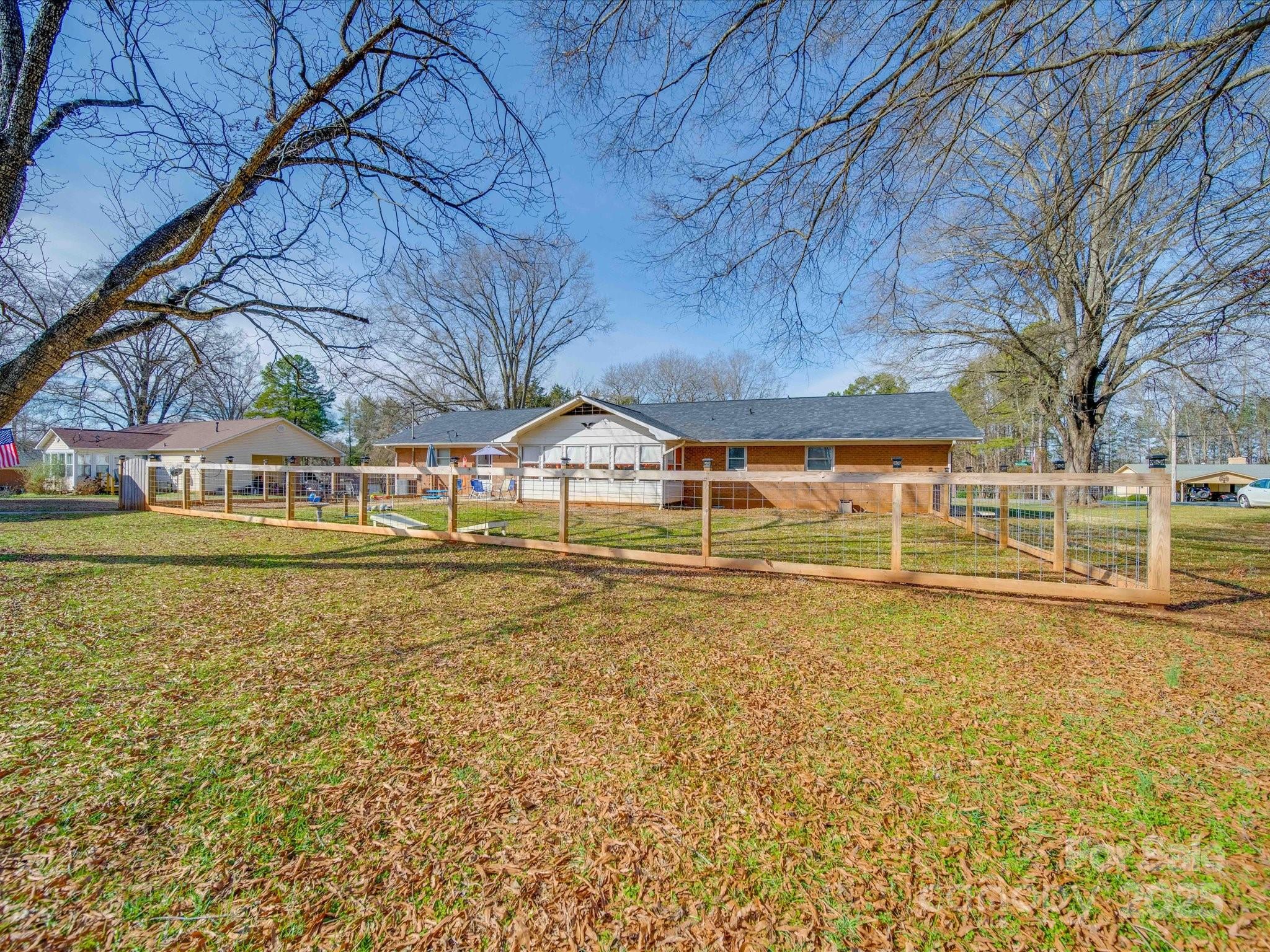 151 Woodland Drive SW