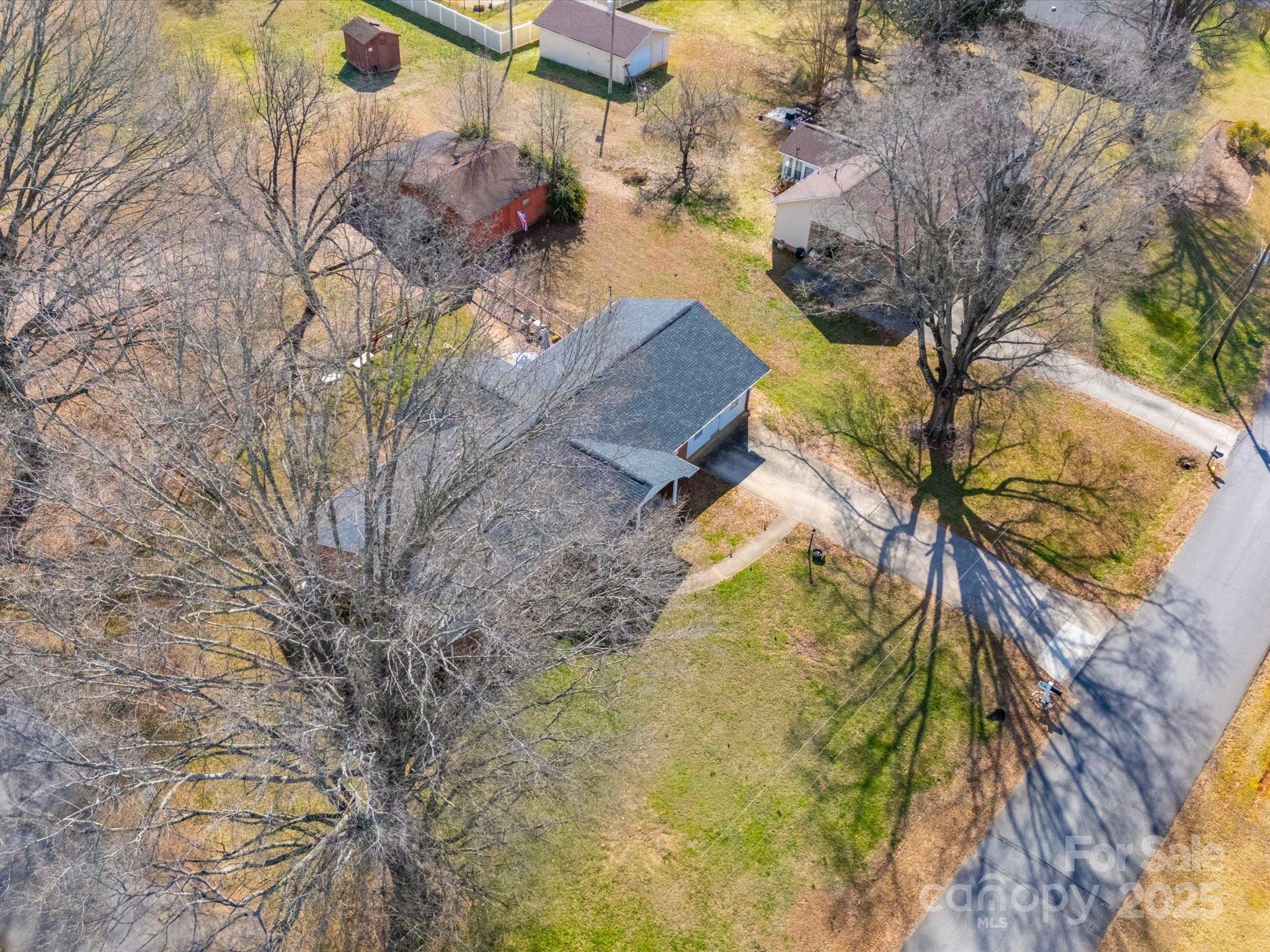 151 Woodland Drive SW