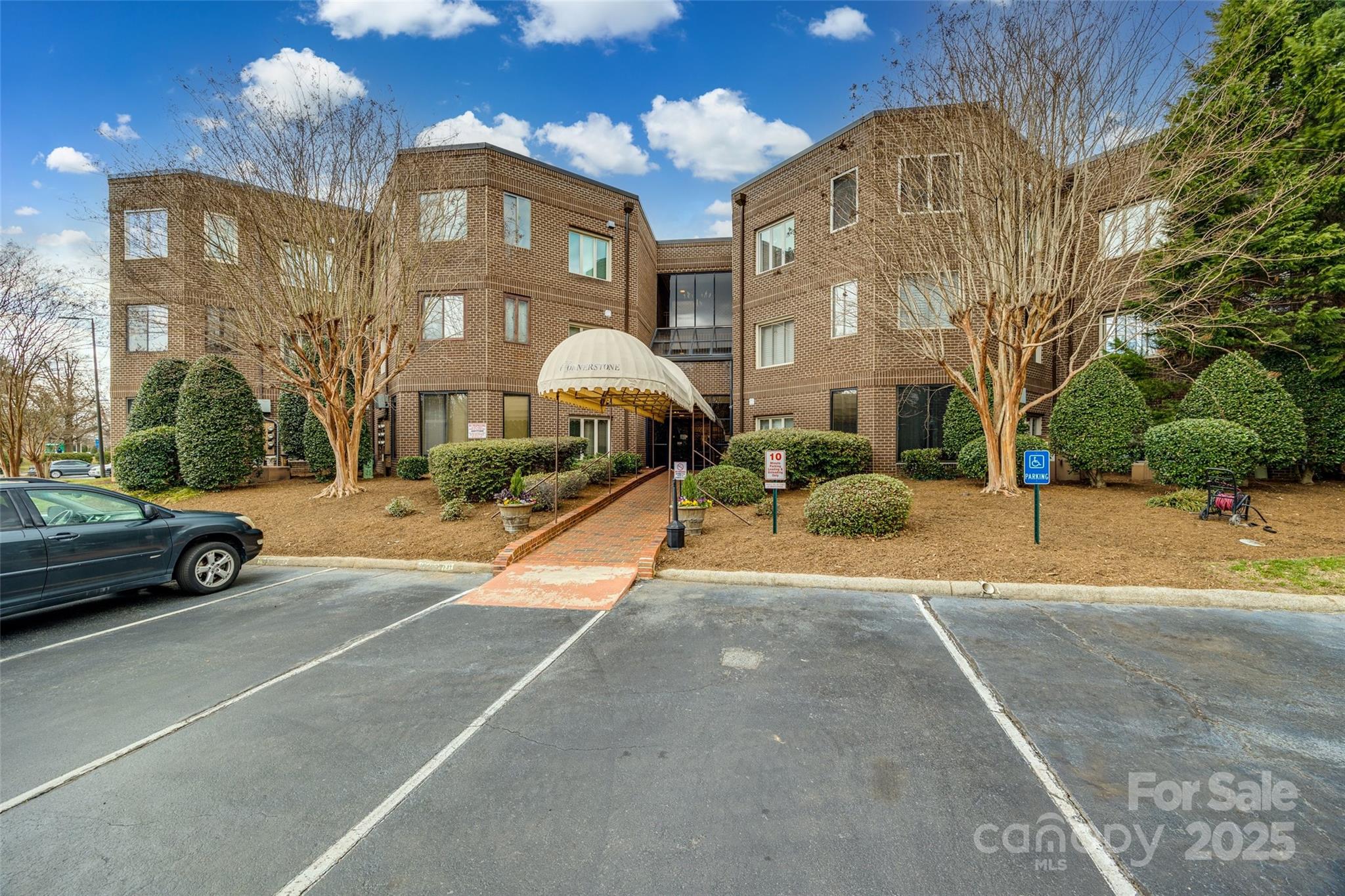 84 Lake Concord Road NE Unit: S