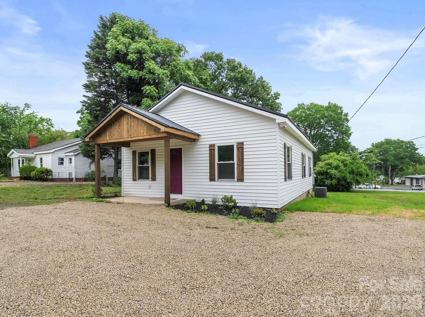 1067 Old Charlotte Road