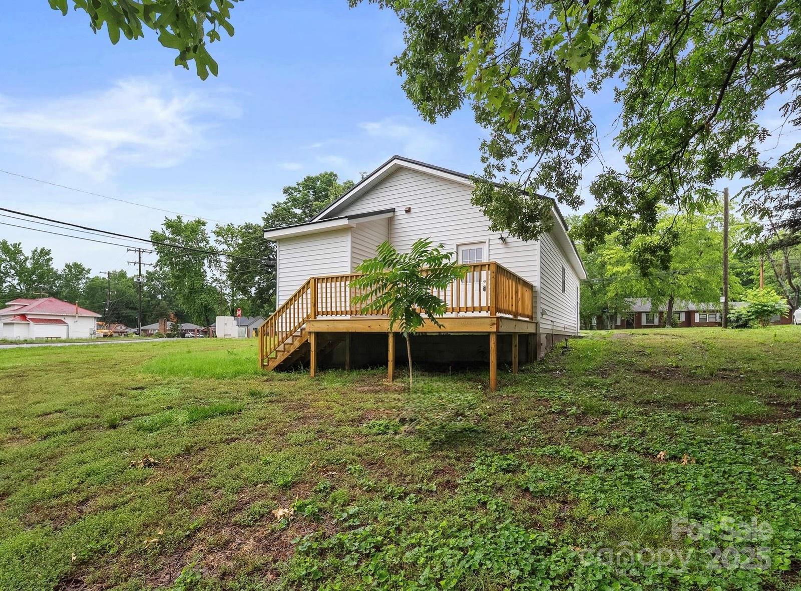 1067 Old Charlotte Road