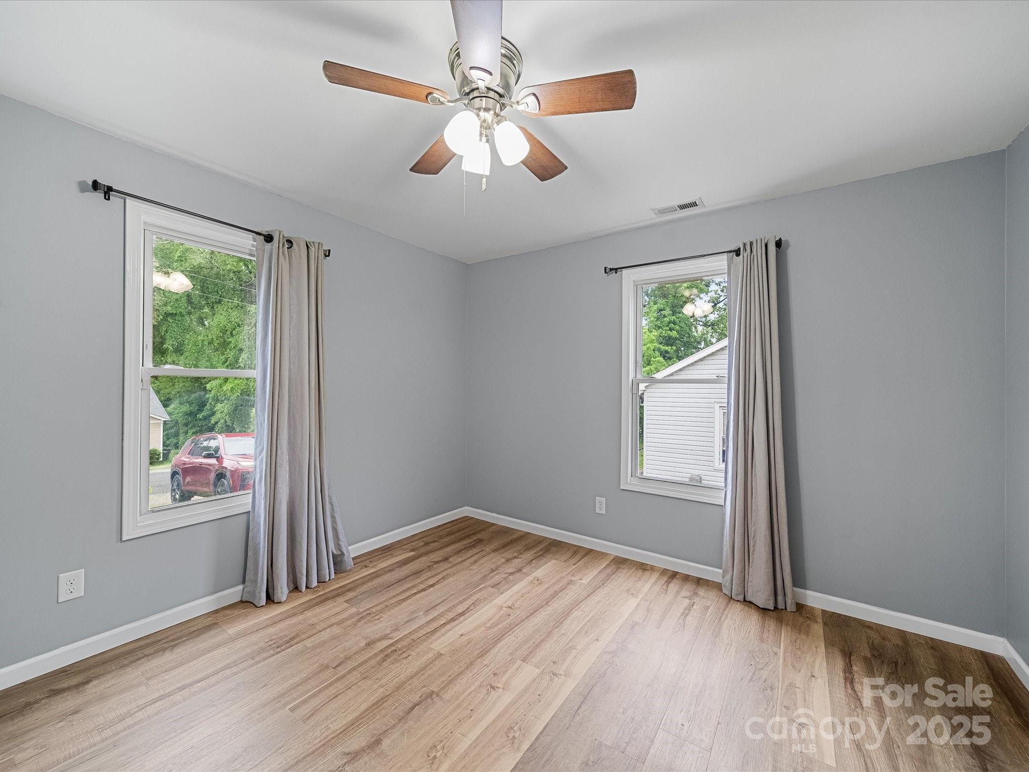 268 Jefferson Court NE