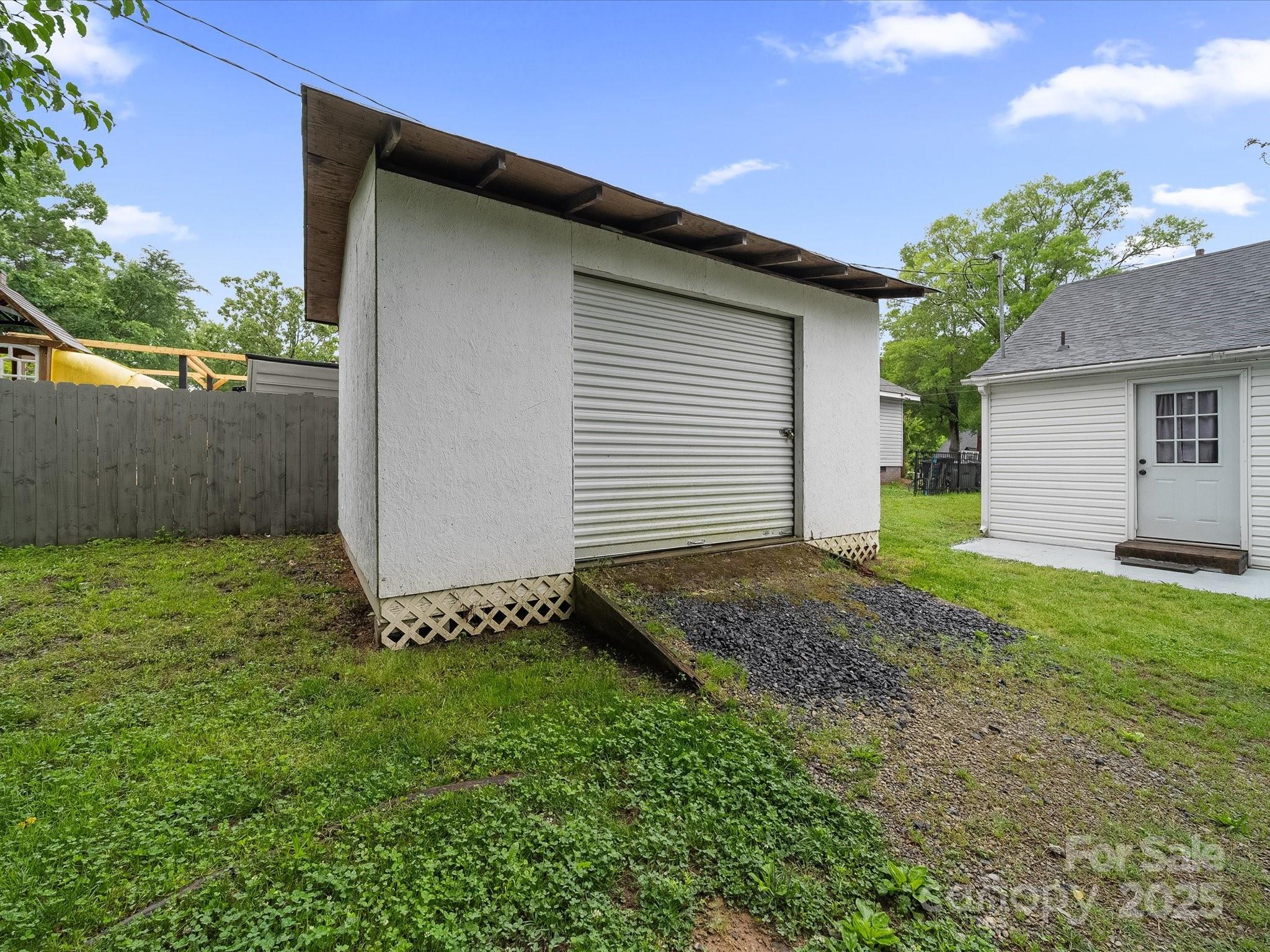 268 Jefferson Court NE