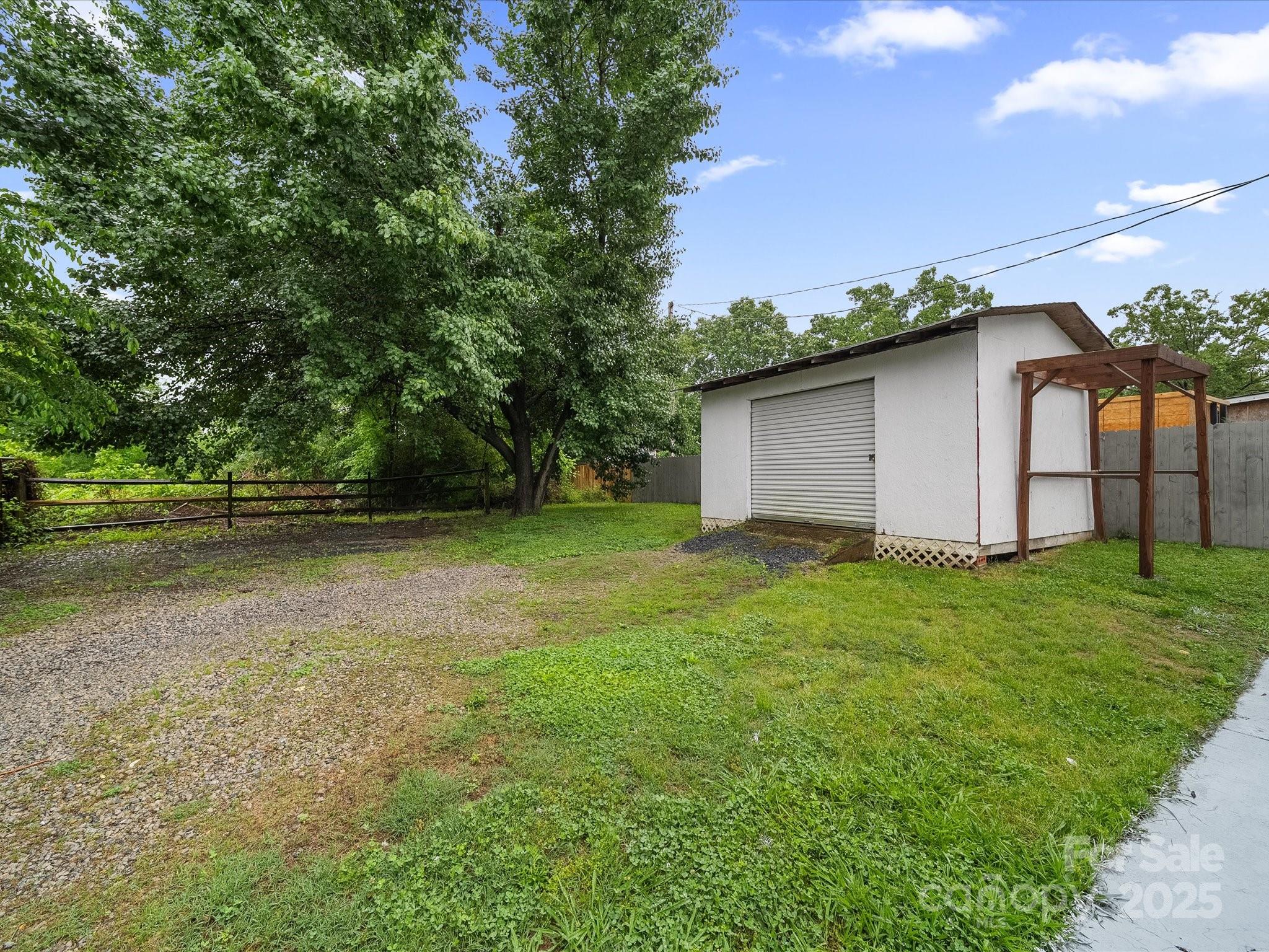 268 Jefferson Court NE