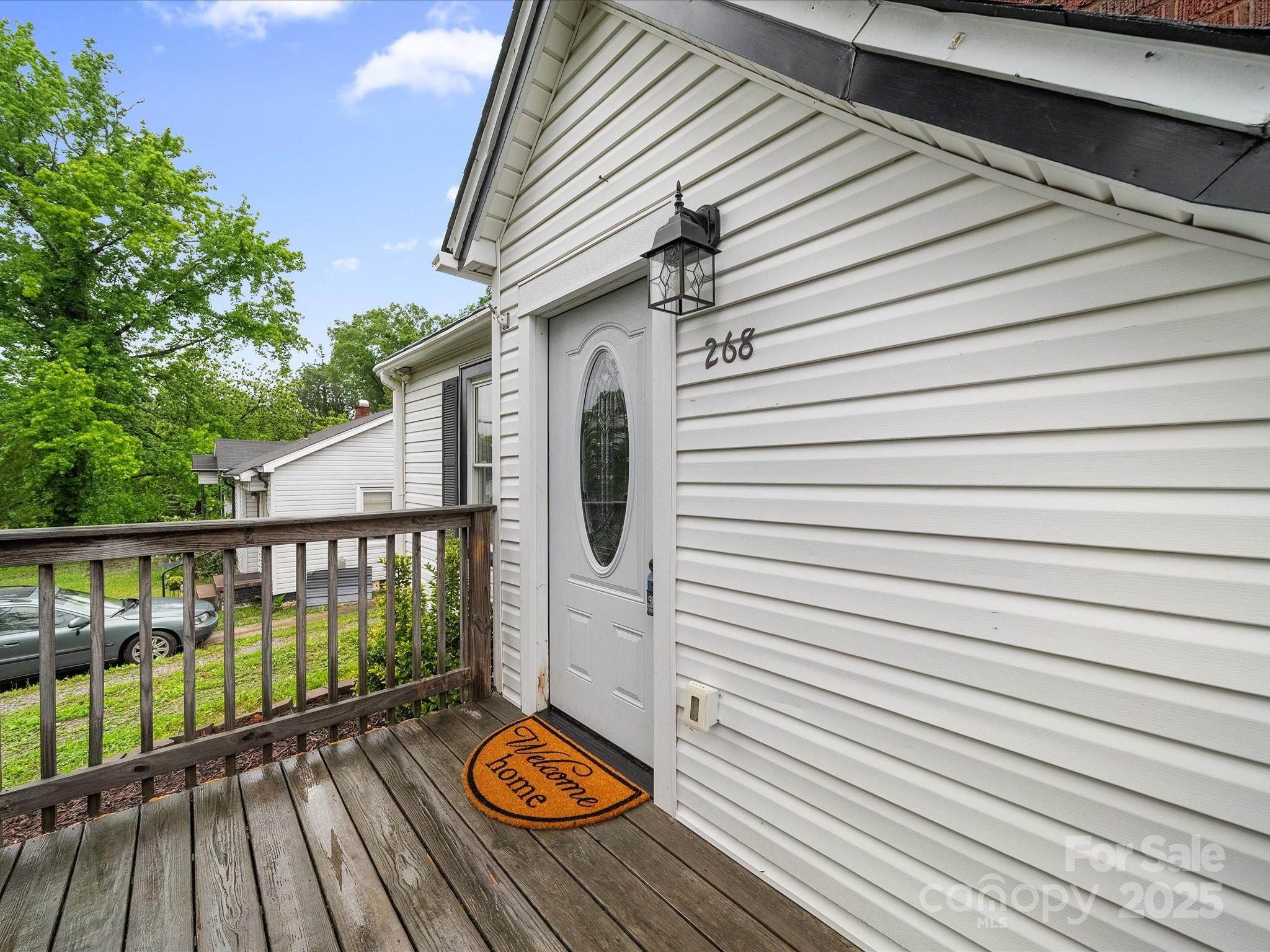 268 Jefferson Court NE