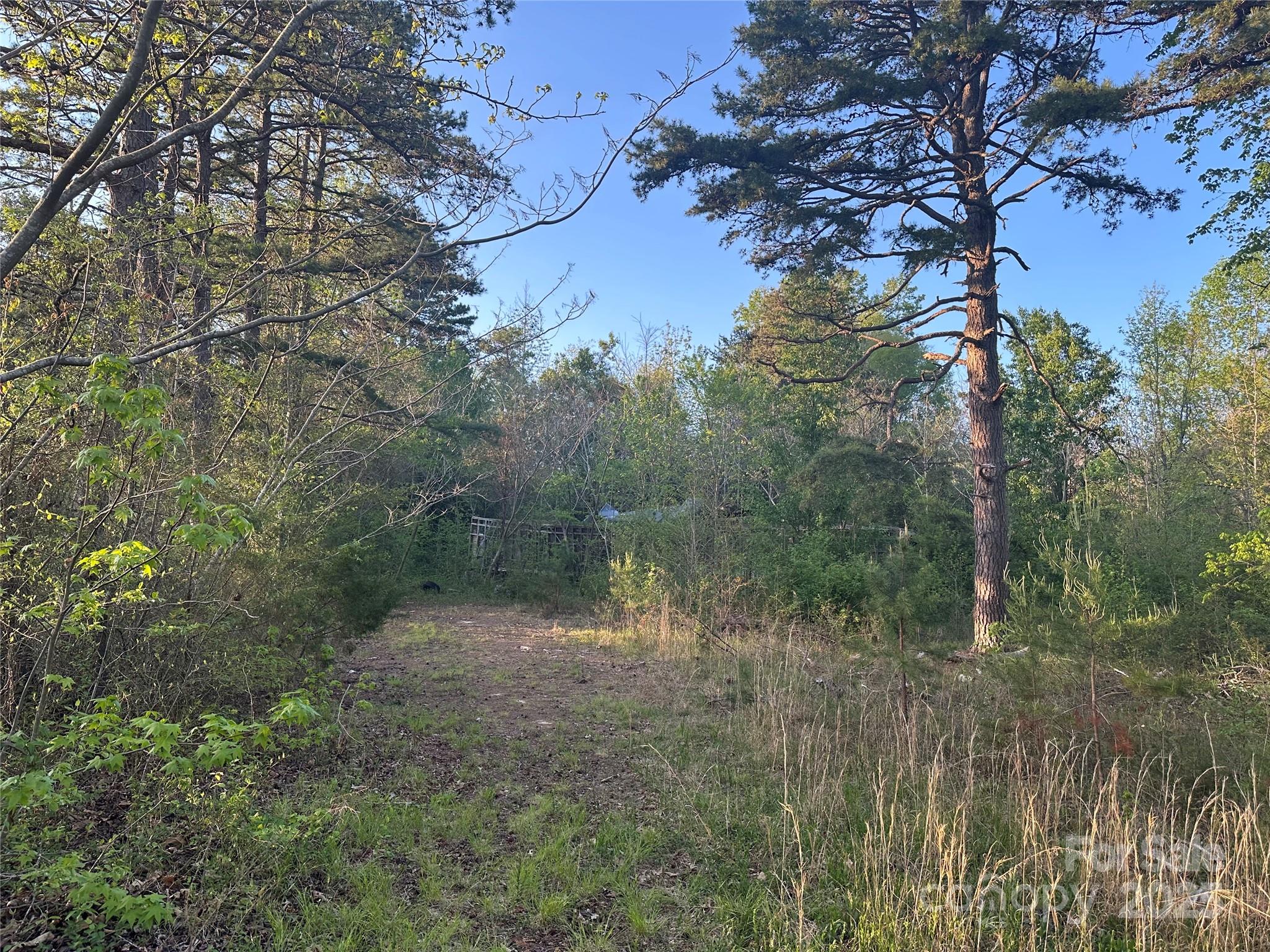 11165 Highway 52 Highway