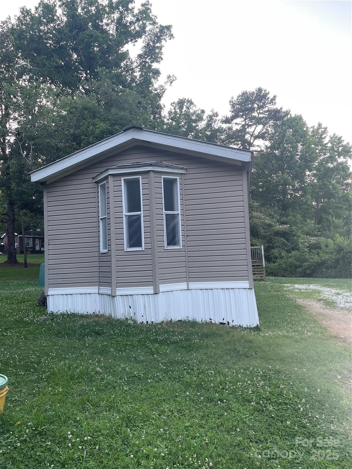 11155 Highway 52 Highway