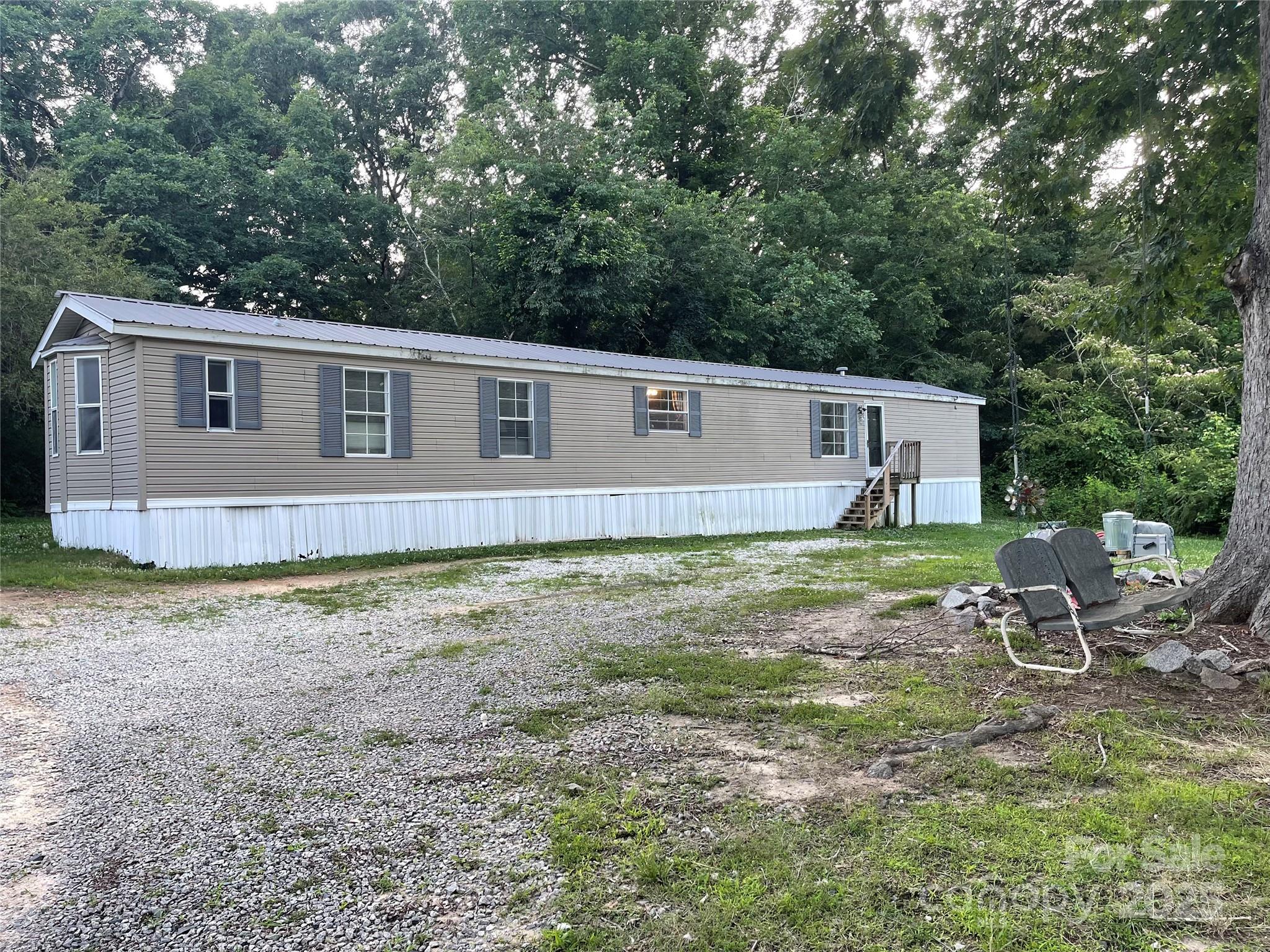 11155 Highway 52 Highway