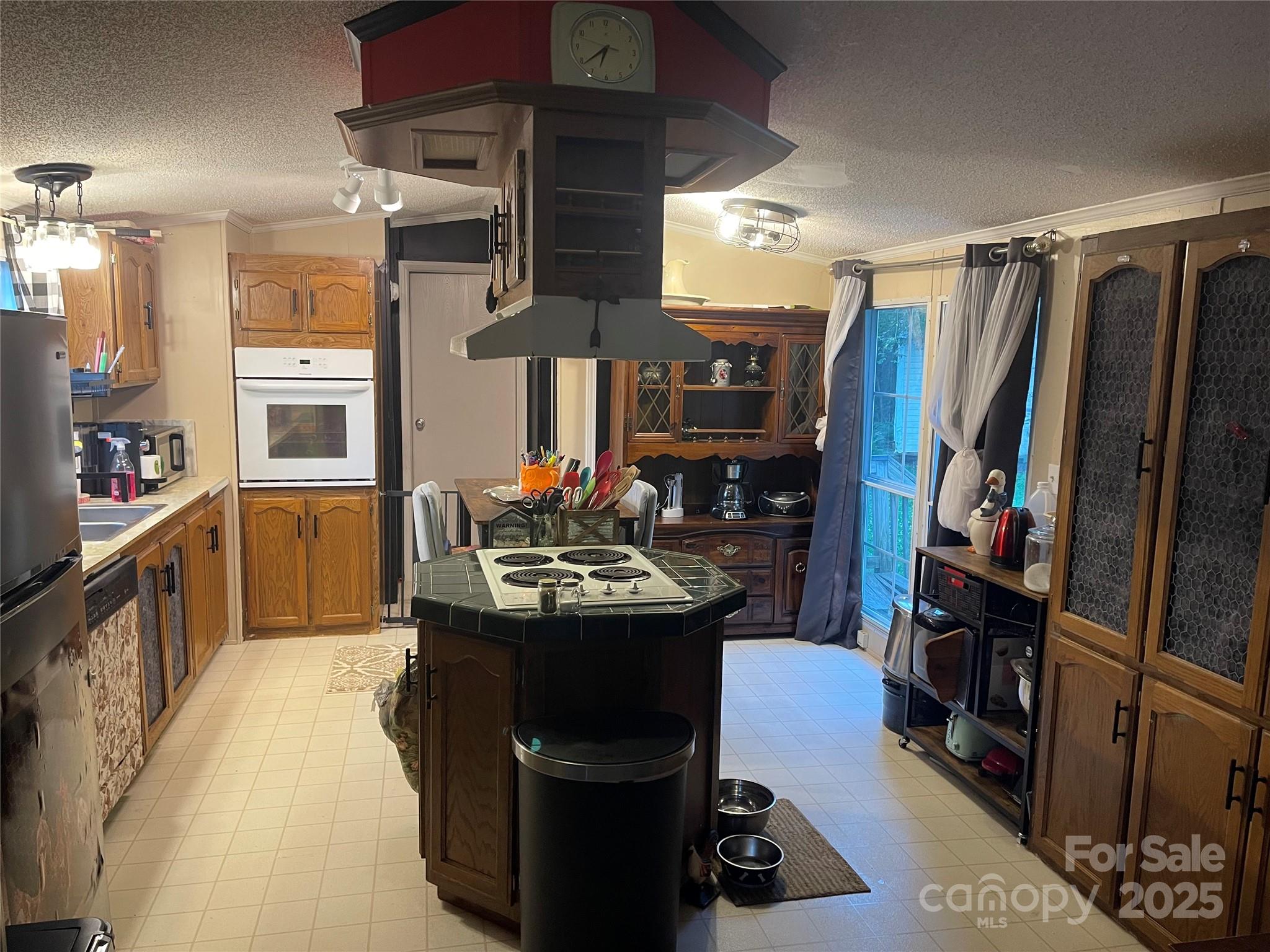 11155 Highway 52 Highway