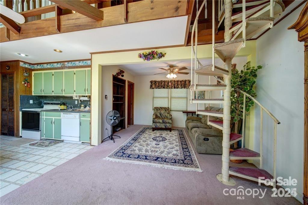 177 Mountain View Lane