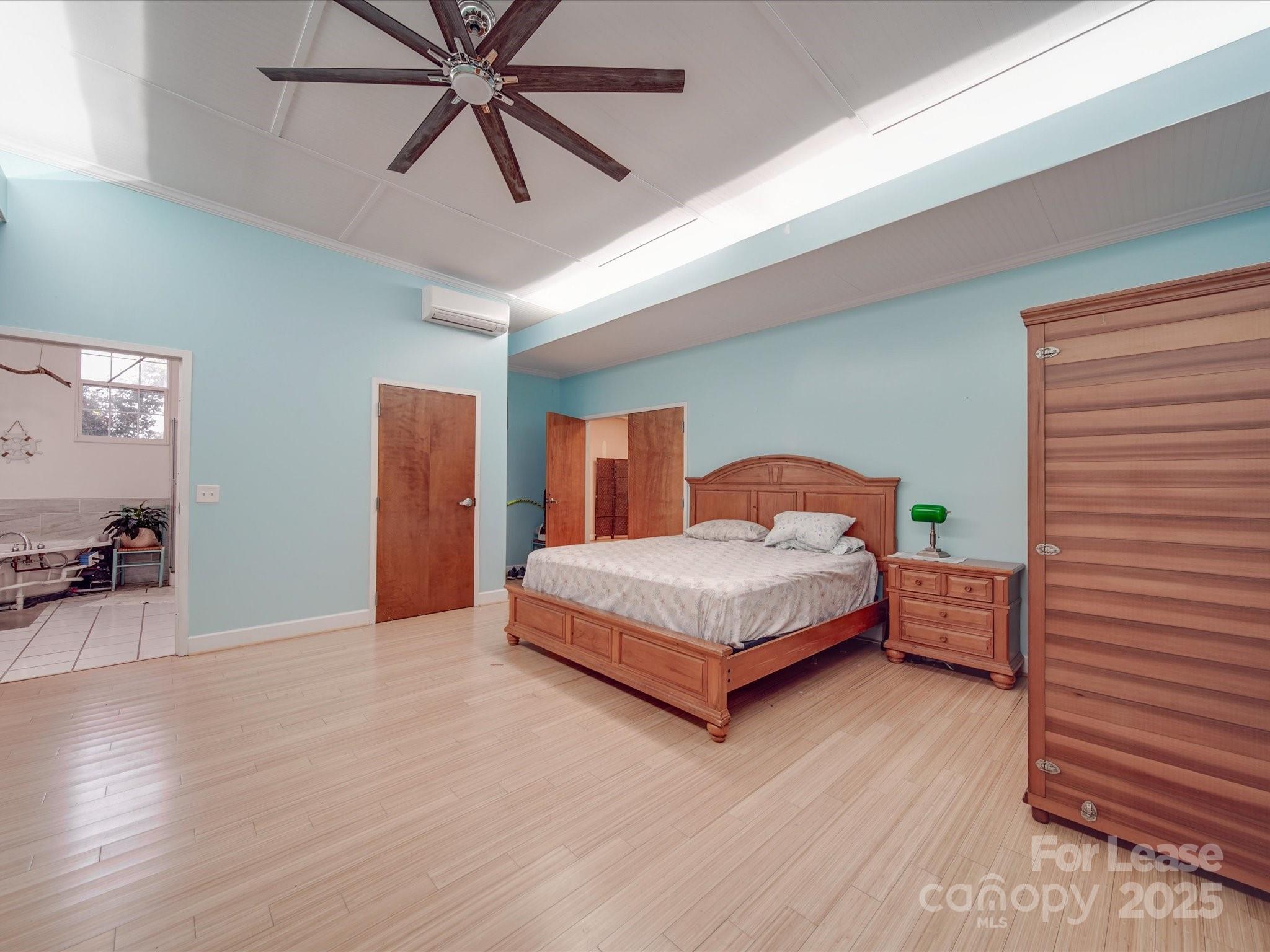 4400 Republic Drive NW