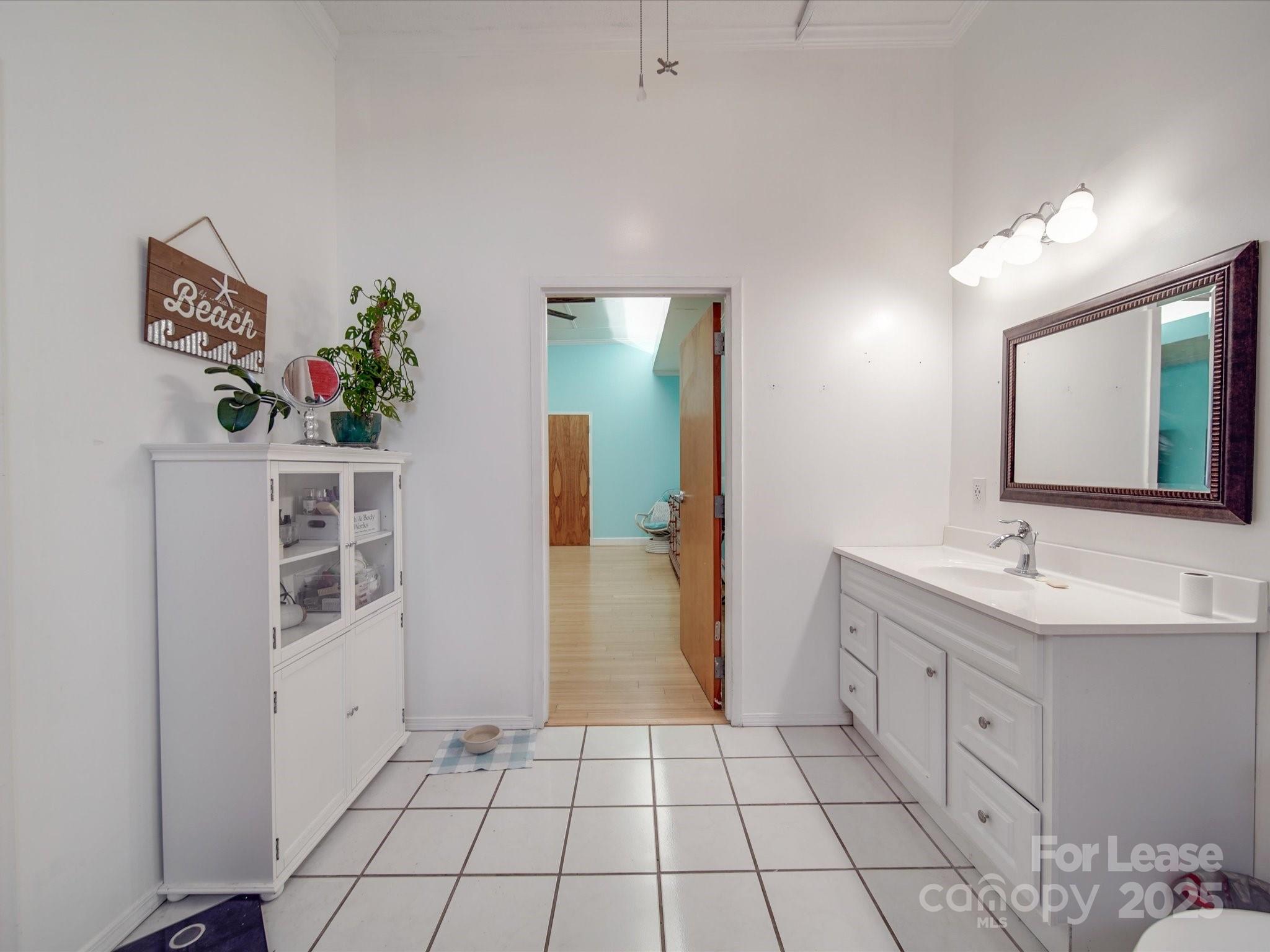 4400 Republic Drive NW