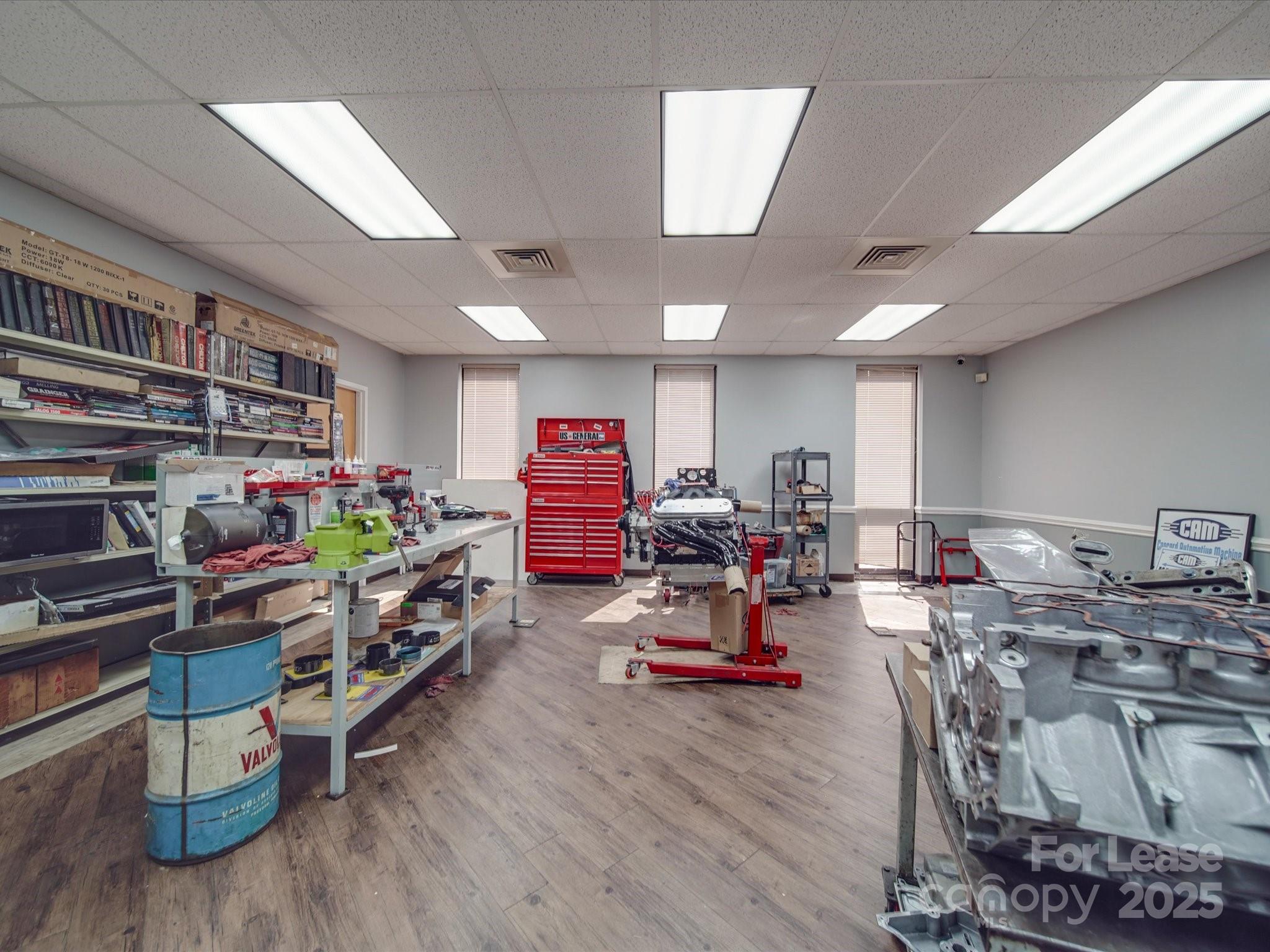 4400 Republic Drive NW