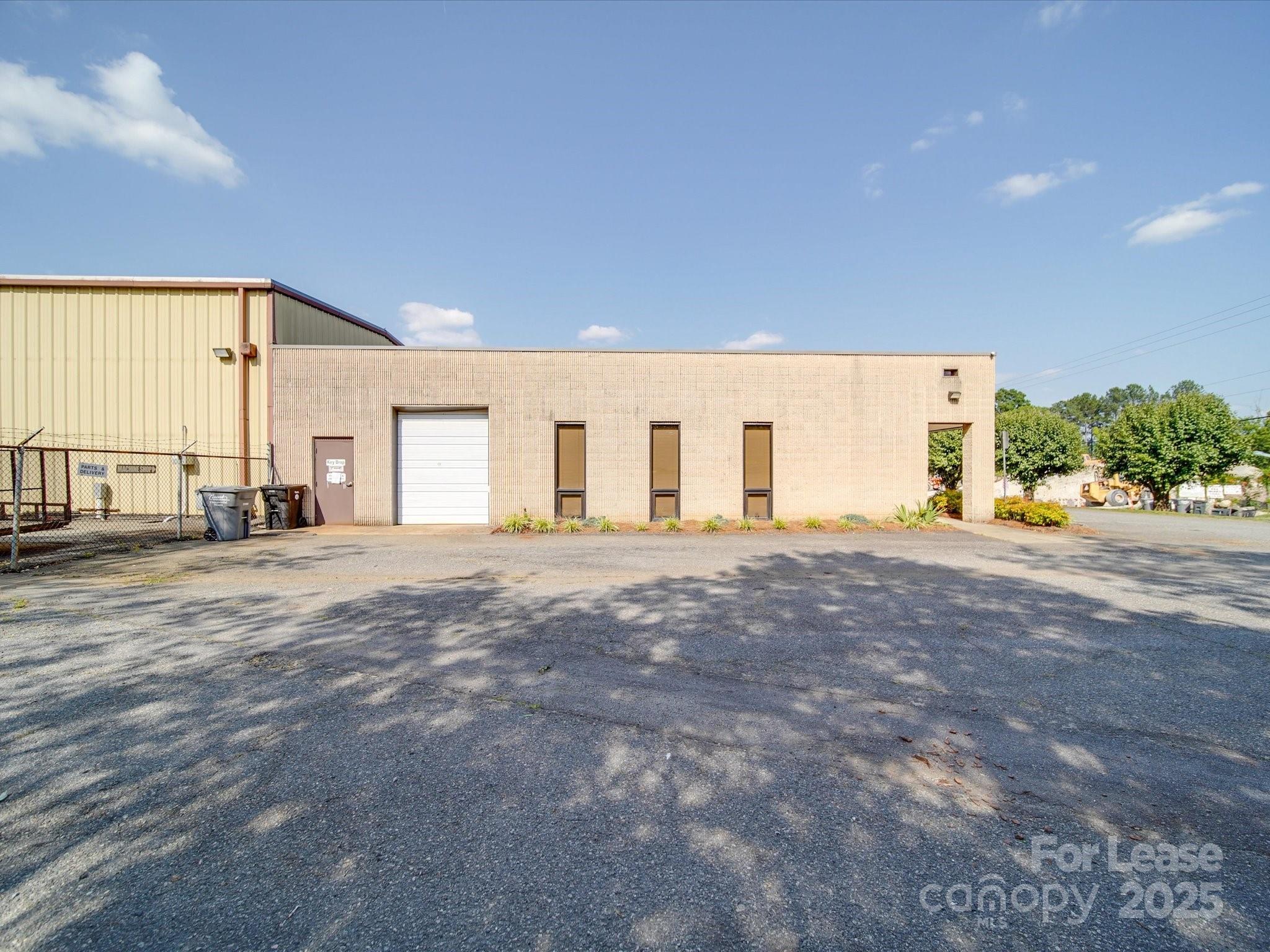 4400 Republic Drive NW