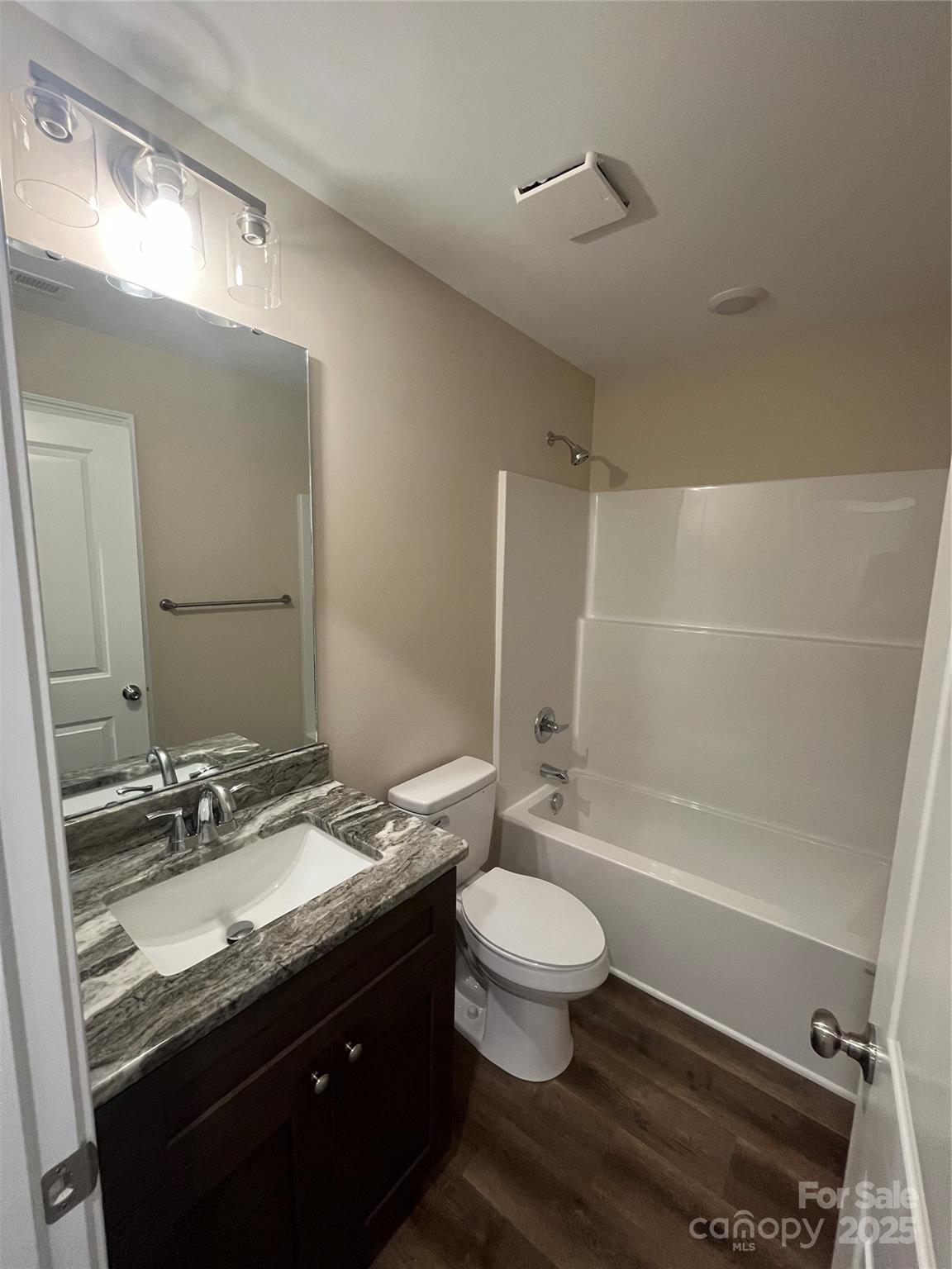 268 Hatley Circle NE