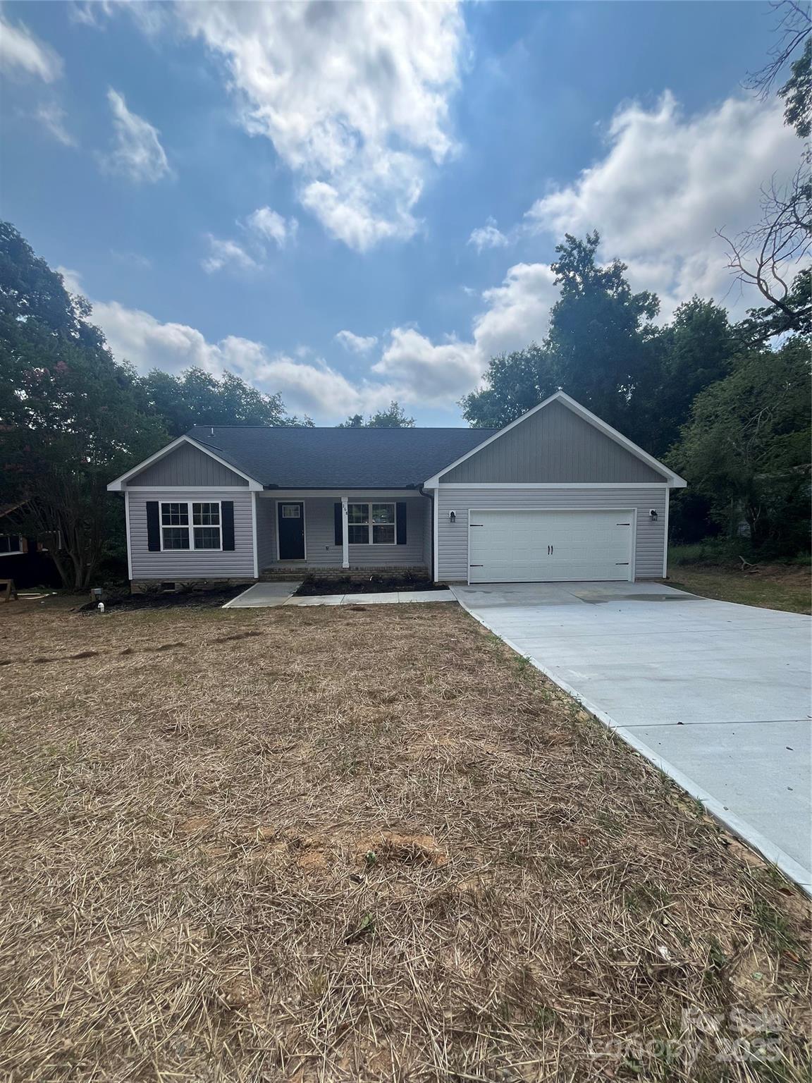 268 Hatley Circle NE