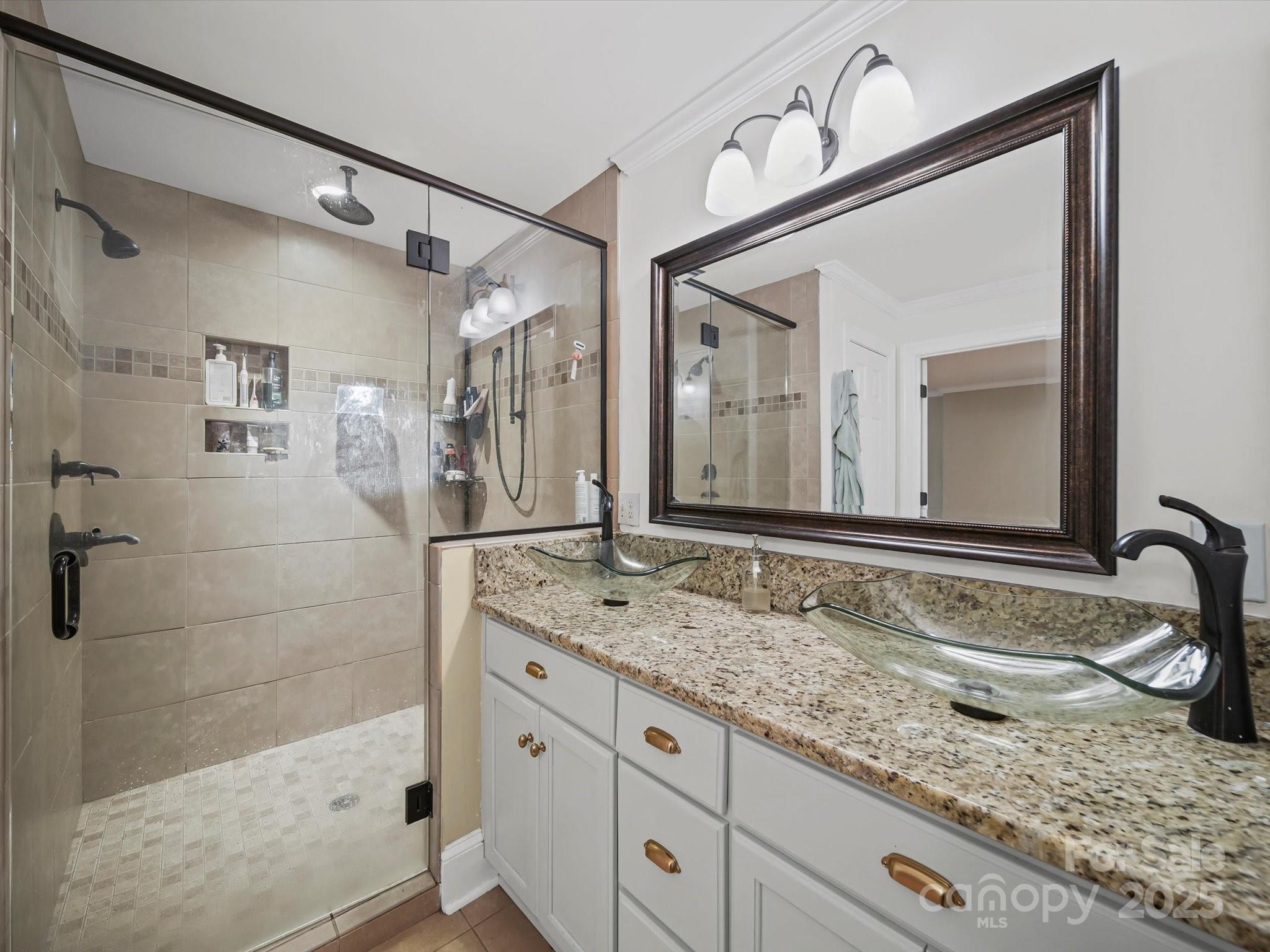 736 Spring Street SW