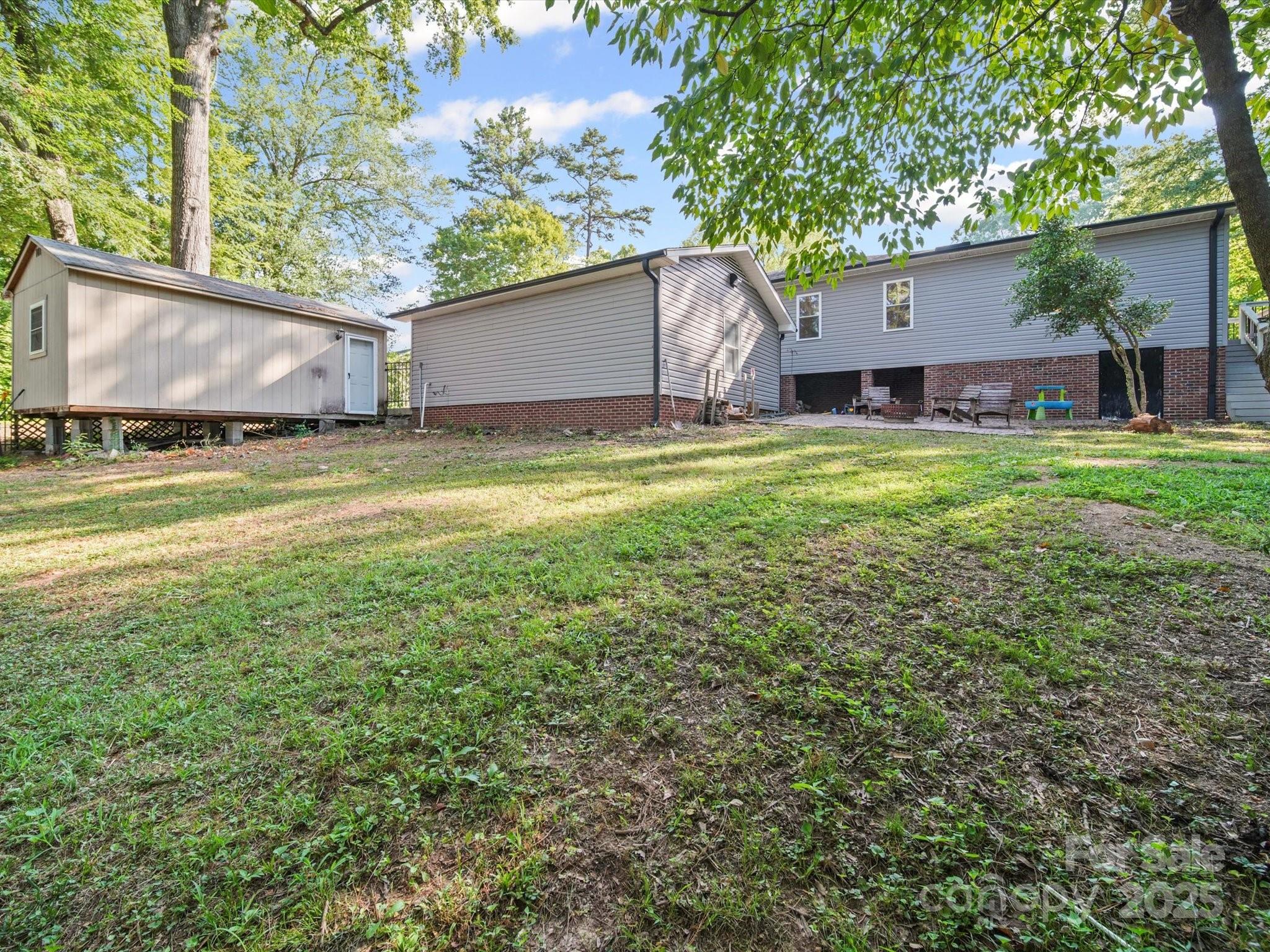 736 Spring Street SW