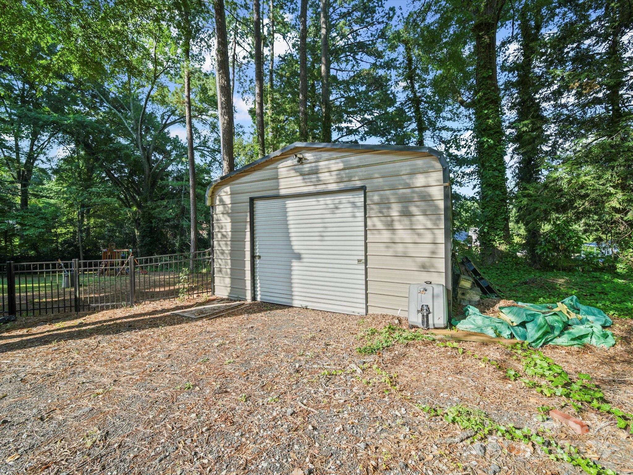 736 Spring Street SW