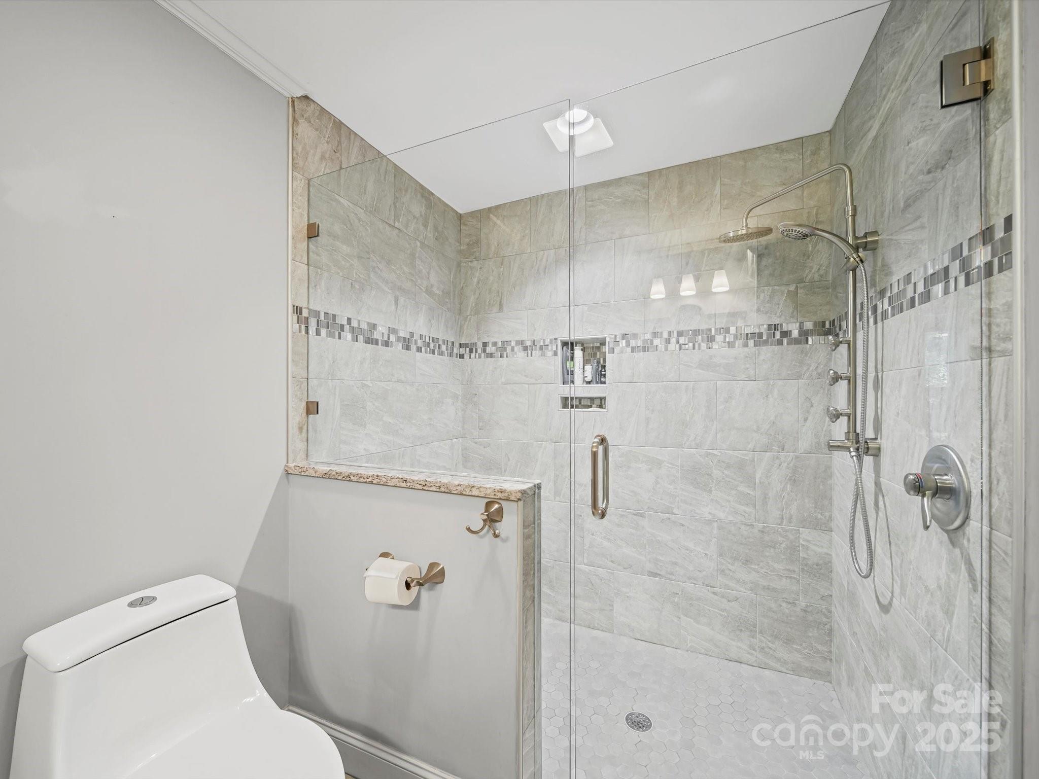 736 Spring Street SW