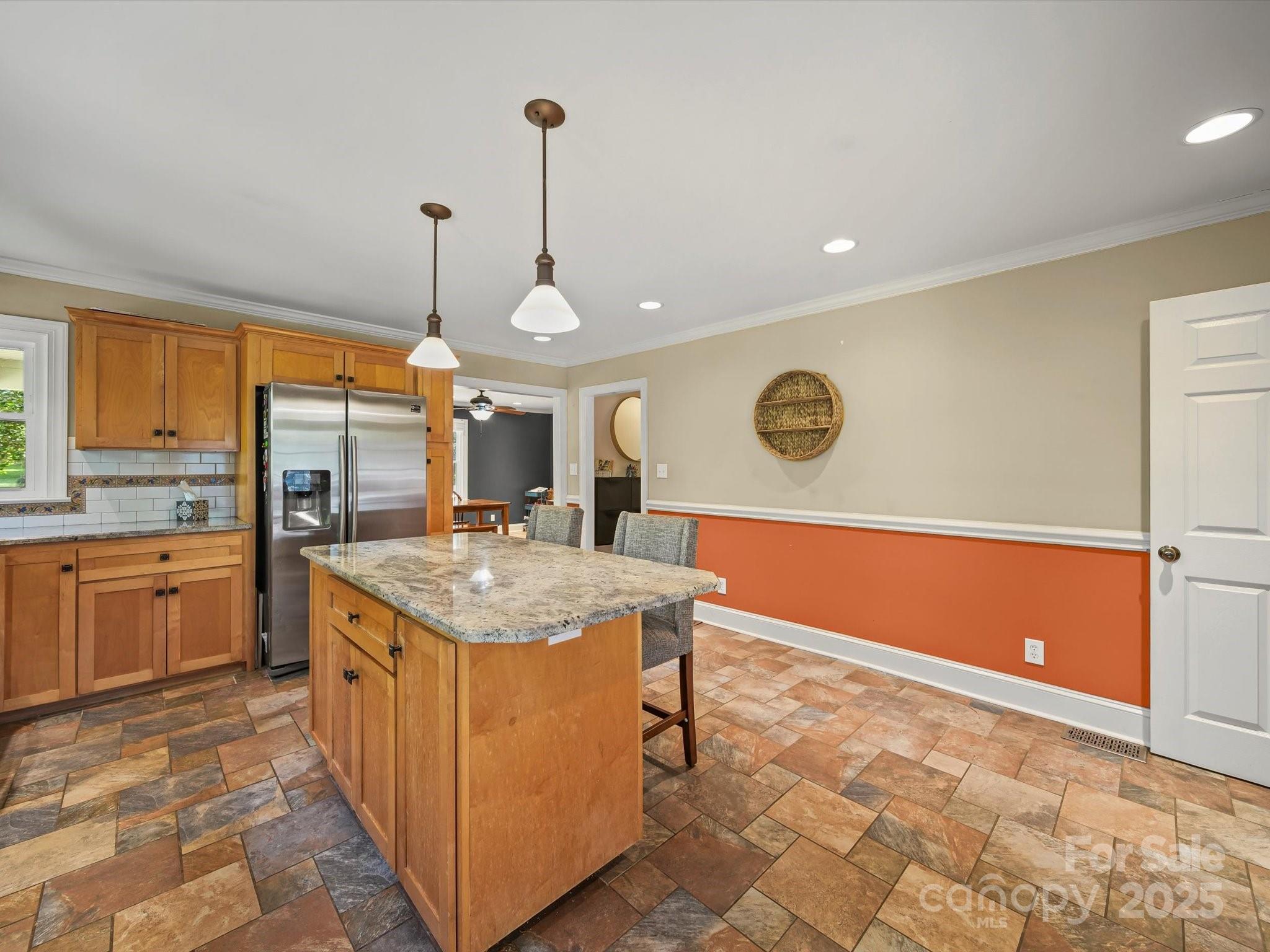 736 Spring Street SW