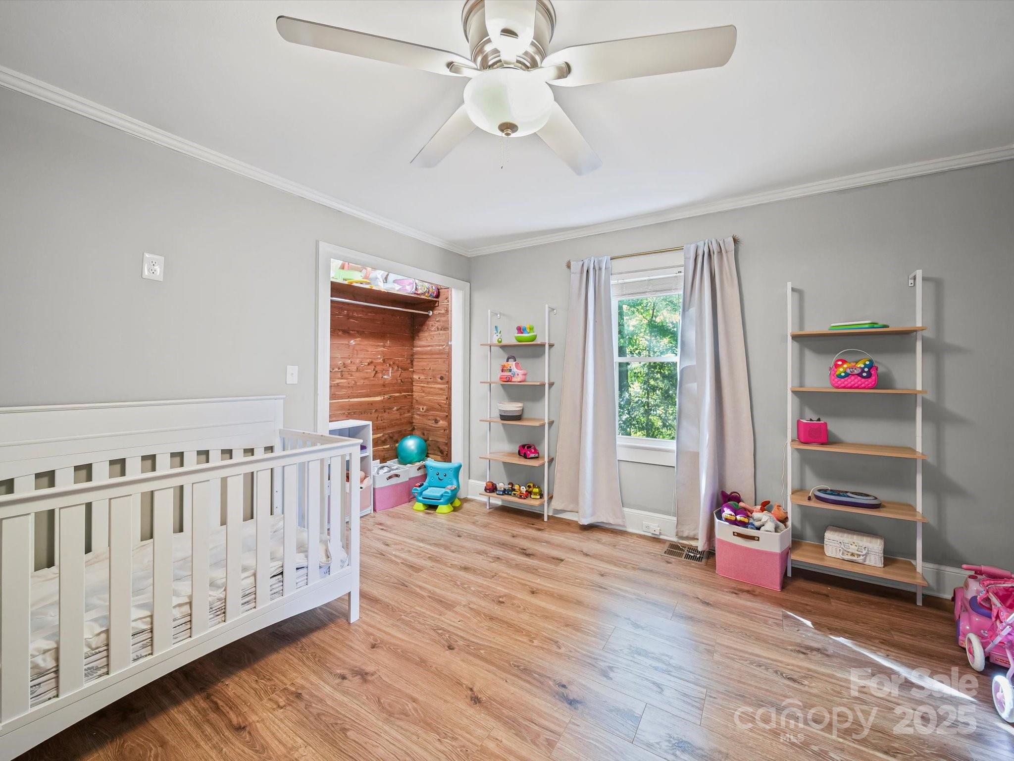 736 Spring Street SW