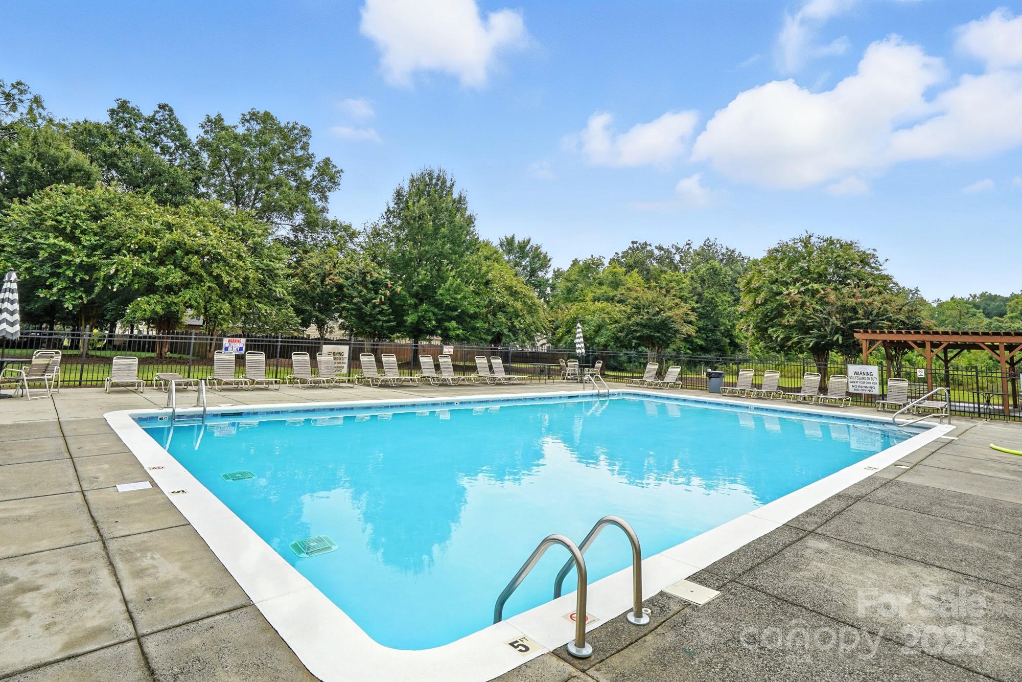 816 Treva Anne Drive SW