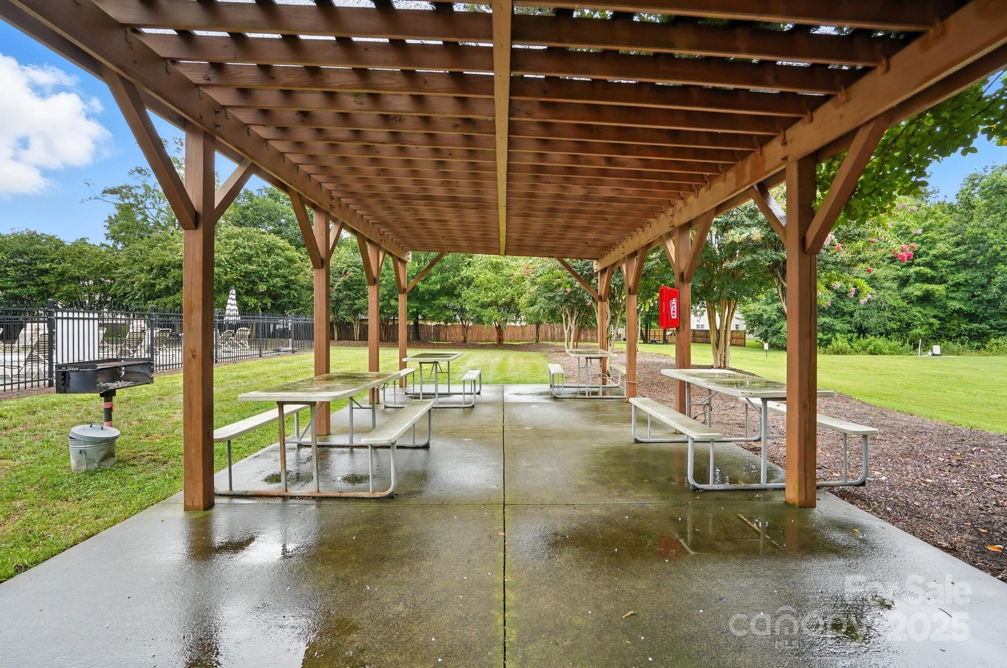 816 Treva Anne Drive SW