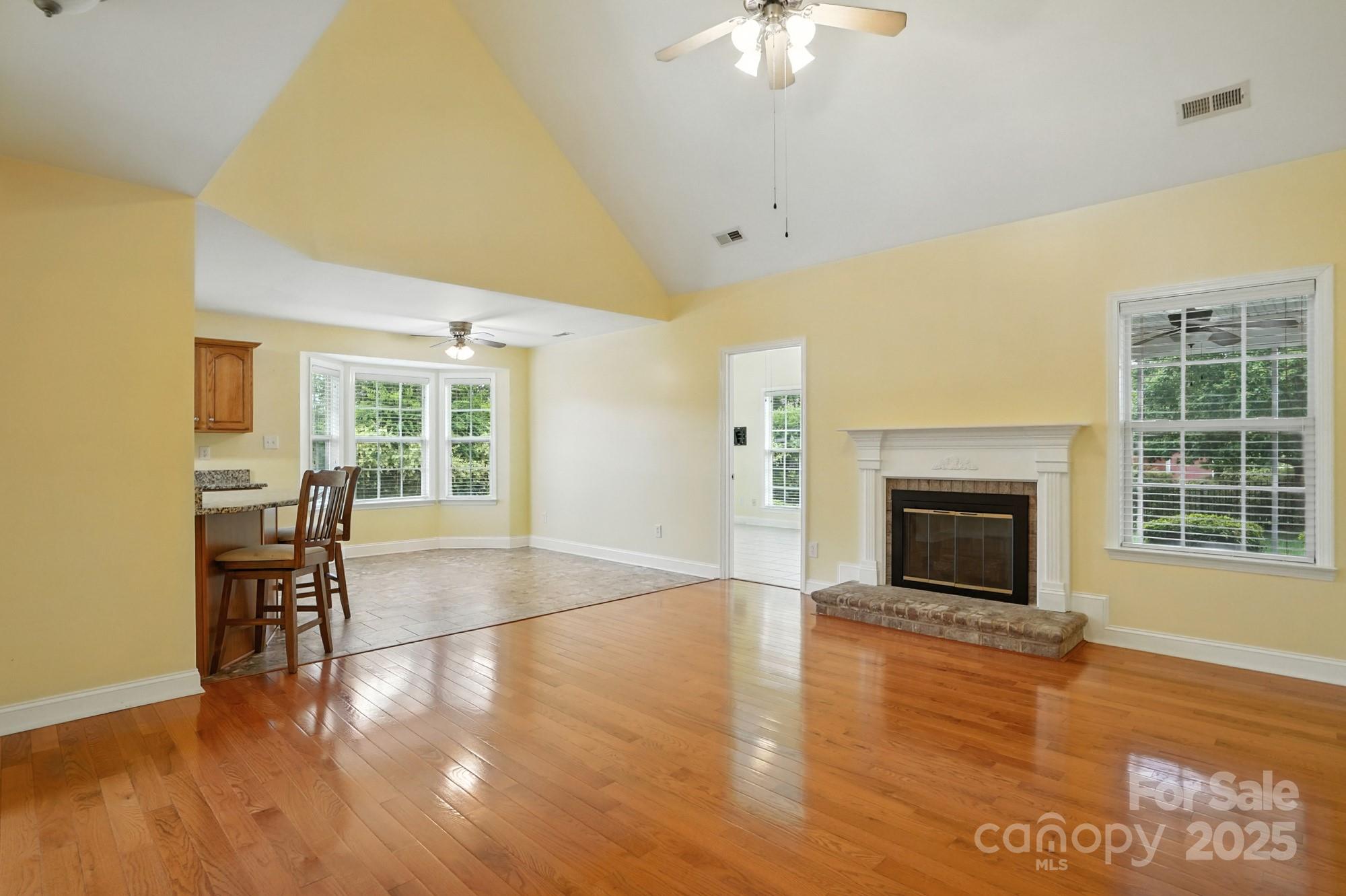 816 Treva Anne Drive SW