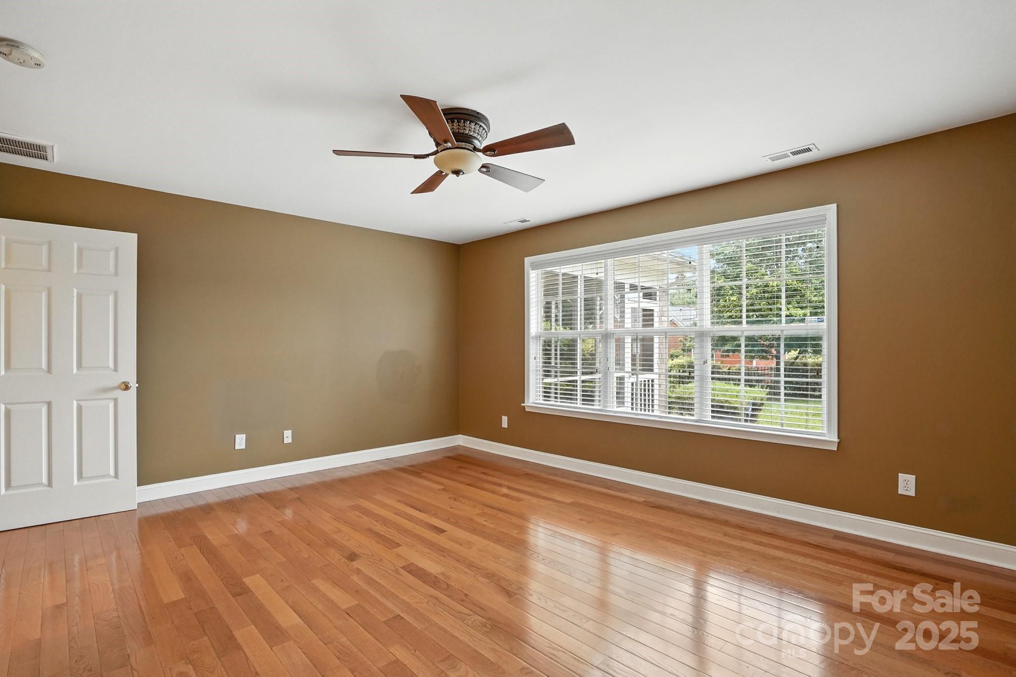 816 Treva Anne Drive SW