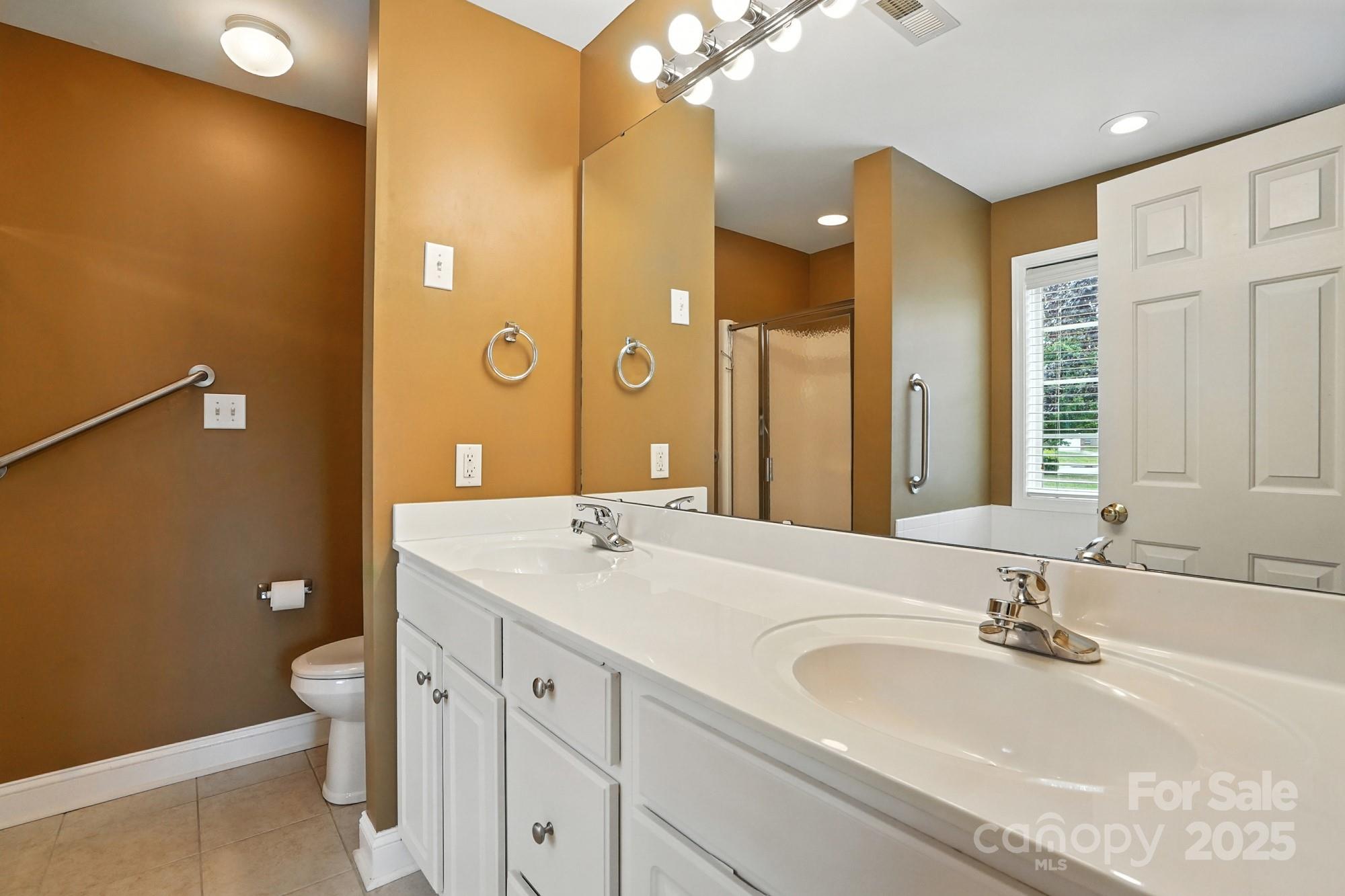 816 Treva Anne Drive SW